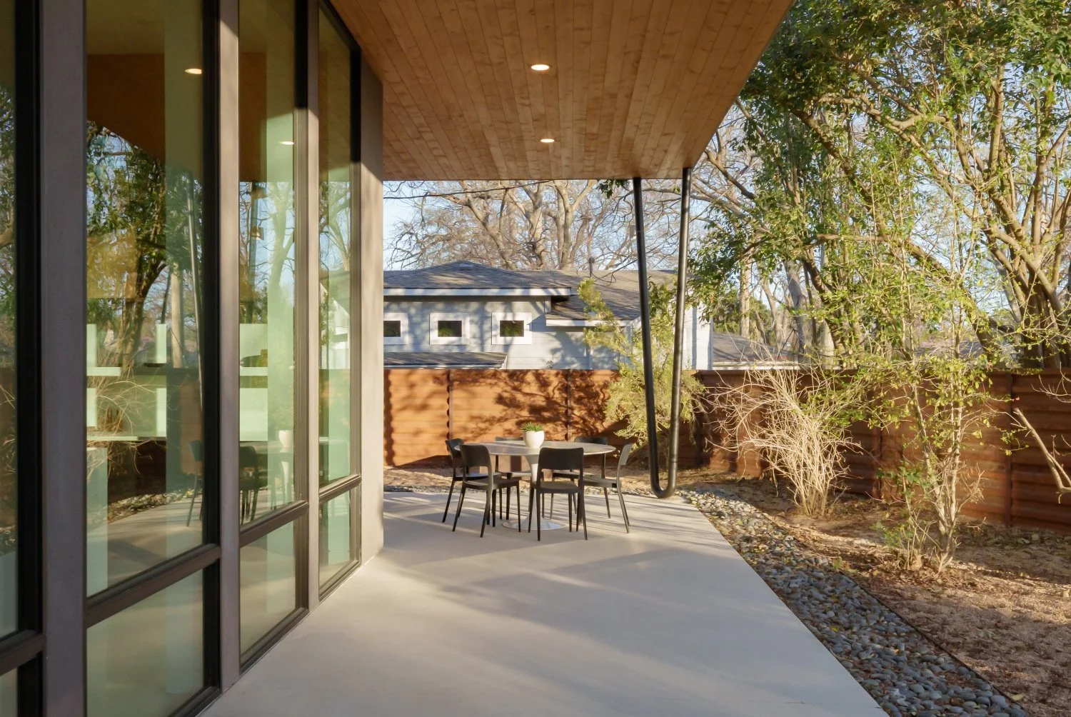 3007 Perry Ln - 39.jpg