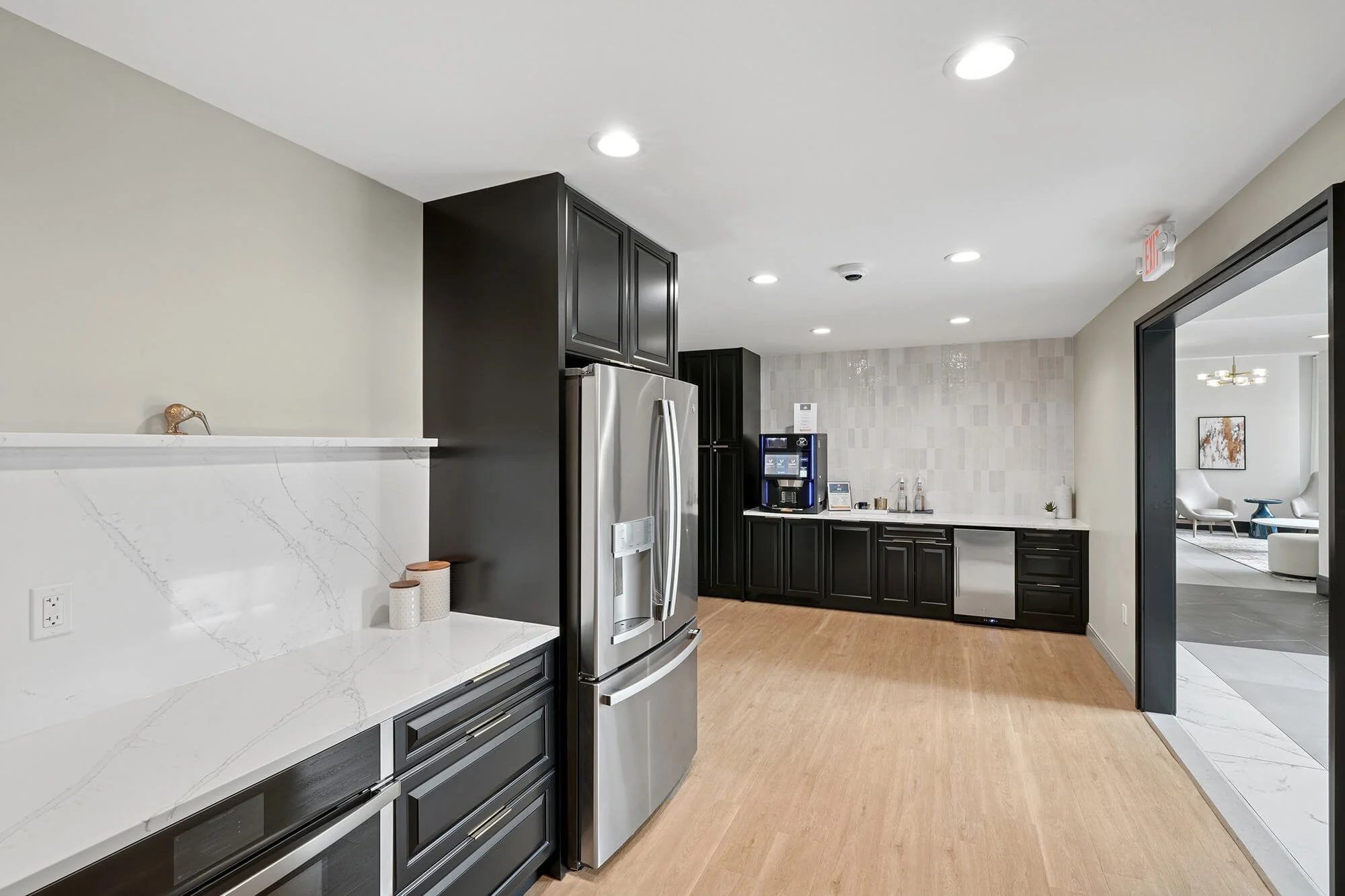 CENTER PLACE - PHOTOGRAPH 07.jpg