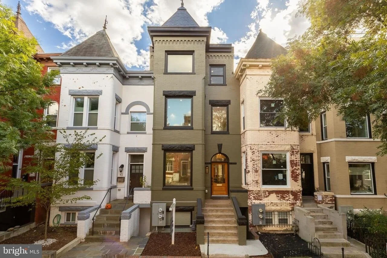 PRIVATE RESIDENCE - PHOTOGRAPH 01.jpg