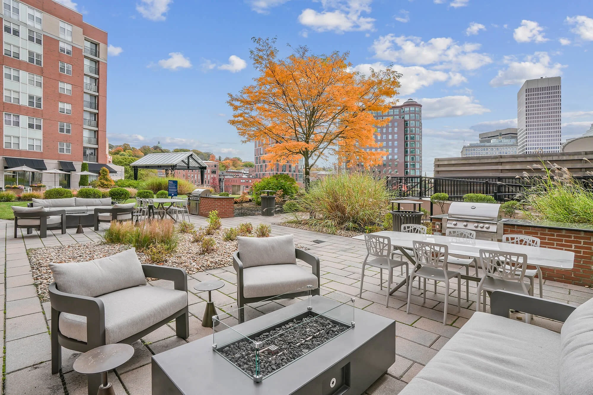 CENTER PLACE - PHOTOGRAPH 19.jpg