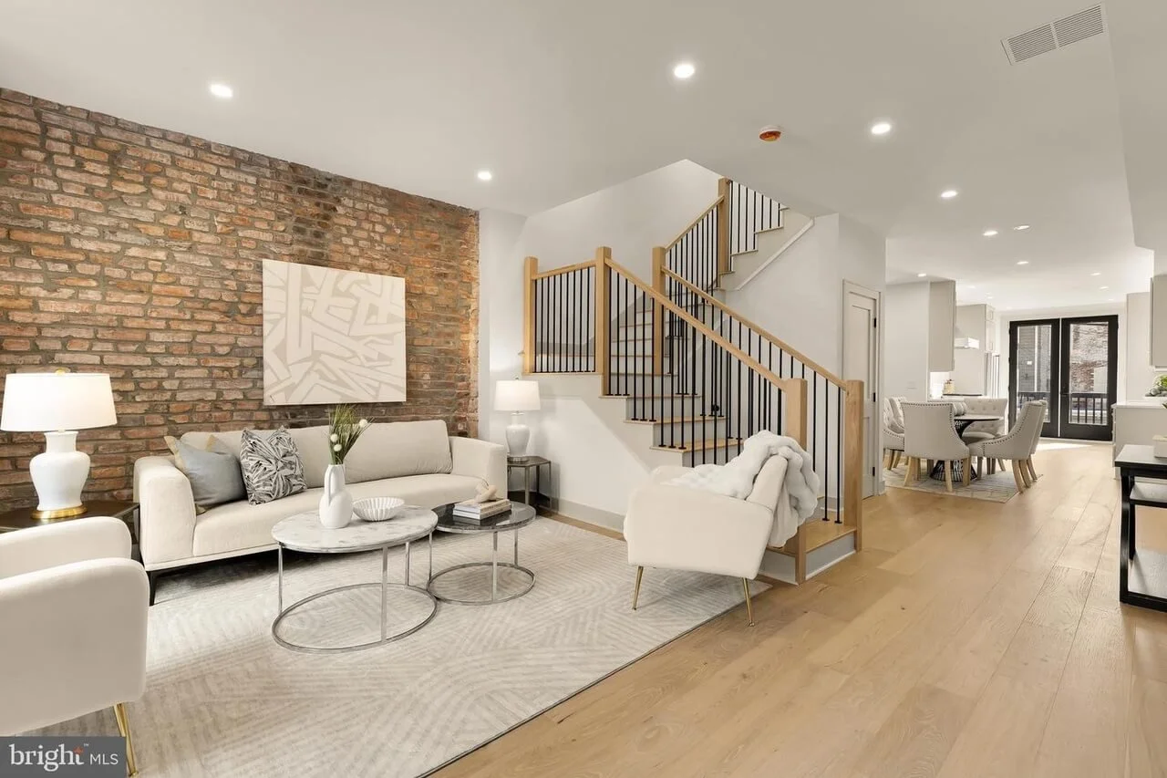 PRIVATE RESIDENCE - PHOTOGRAPH 02.jpg