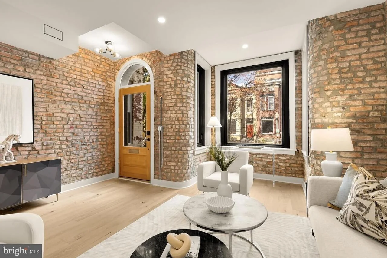 PRIVATE RESIDENCE - PHOTOGRAPH 03.jpg