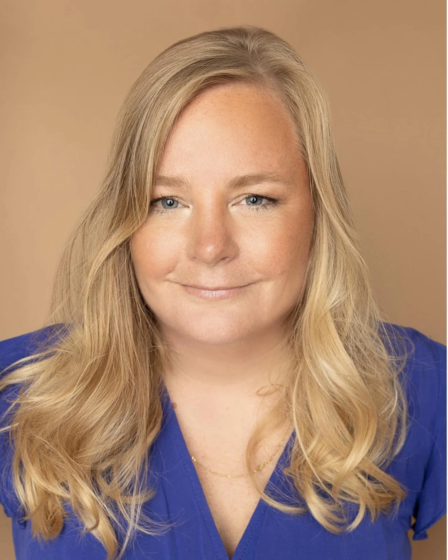 Membership Spotlight!  Molly Buckles-CMG Home Loans
Molly is the former President of our league. She loves helping people create a path to homeownership and create a plan for success. When she is not working she likes to be with family, go to the bea