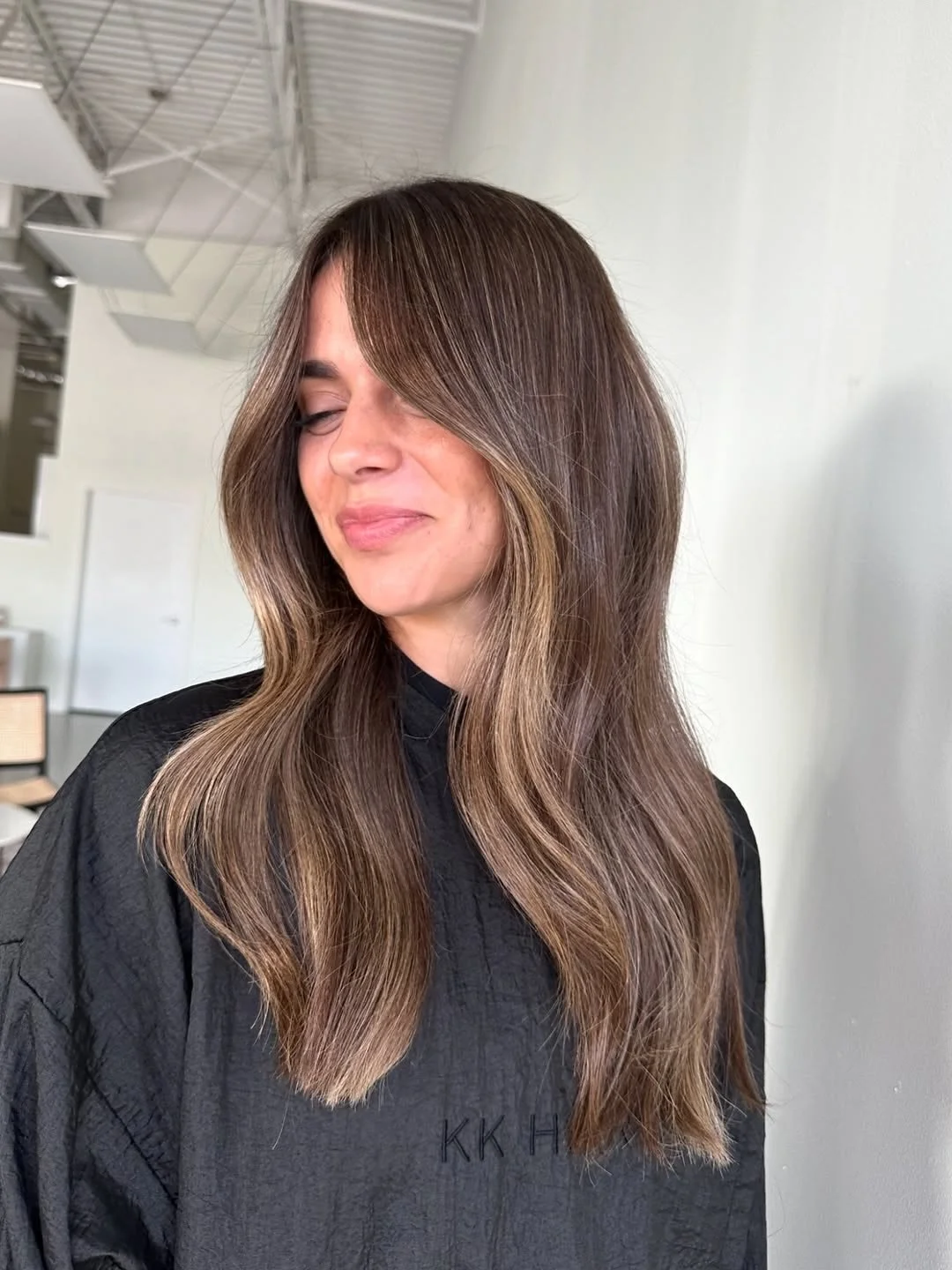 BRUNETTE NEVER LOOKED SO GOOD!
Subtle, low-maintenance changes make all the difference, and this stunning color by @colorwithbai is proof. Drop a in the comments if you love this color!

#kkhairco #lowmaintenancehair #livedinbrunette #floridahairstyl