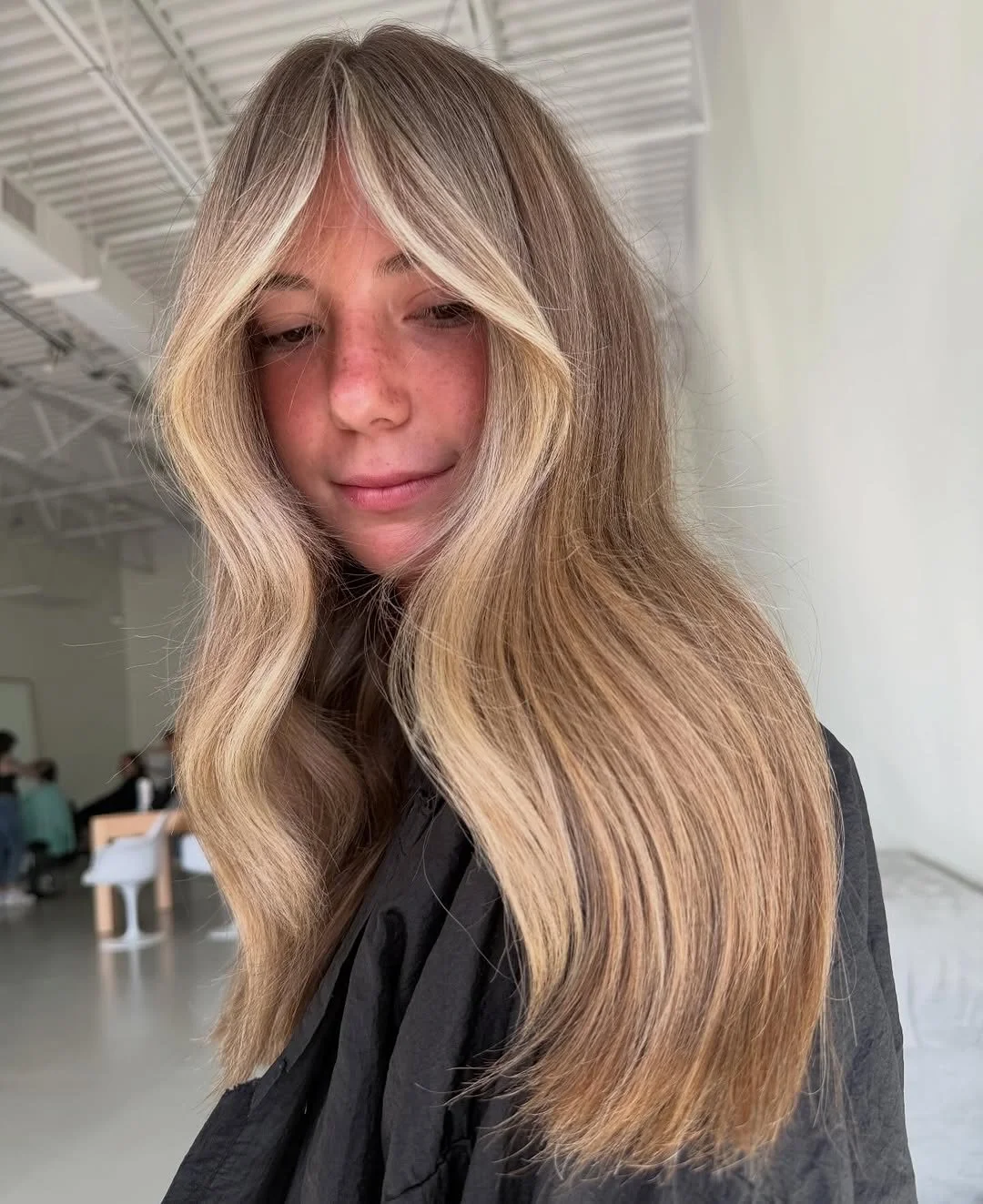 Wednesday hair goals ✨ lived-in brunette, soft dimension, and effortless blonde by @katkrusehair

#kkhairco #verobeachhairstylist #livedincolor #livedinblondes #floridablondespecialist