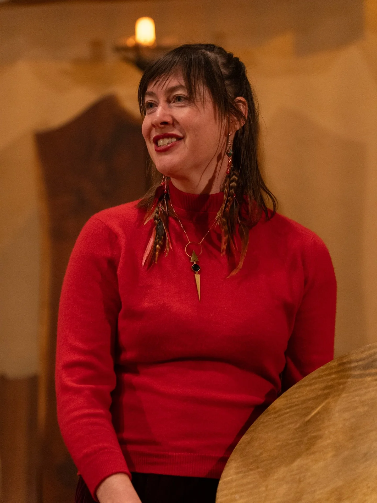 ❄️We&rsquo;ve officially crossed the threshold into winter. And&hellip; as you may or may not know.. One of the best ways to stay warm, and get the blood flowing through your body, is to sing with a group of people! 

I&rsquo;m grateful to have had s