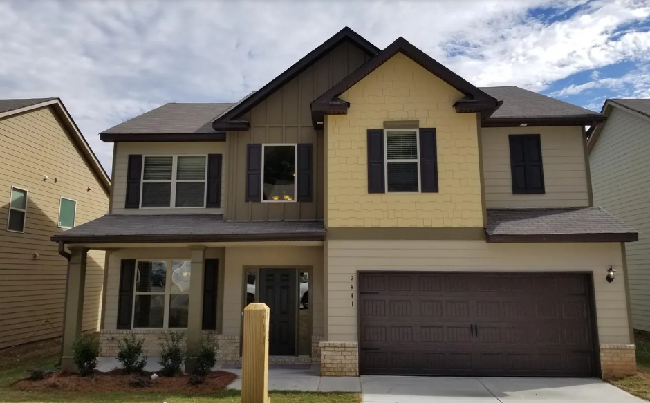 2441 Quincy Loop, Fairburn, GA 30213