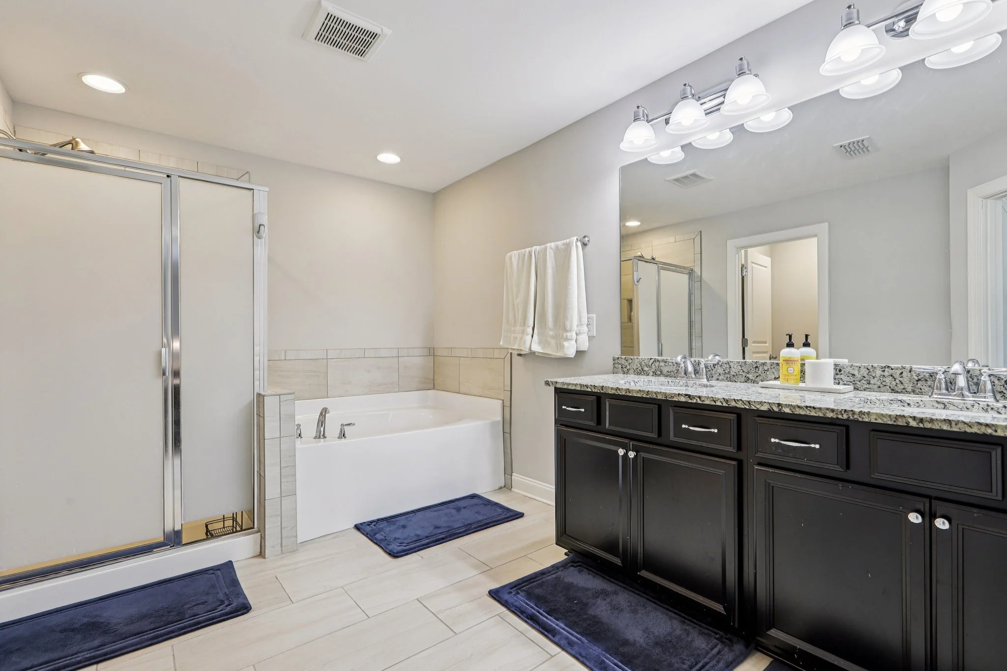 30-web-or-mls-Harlond Way-1206-030.jpg