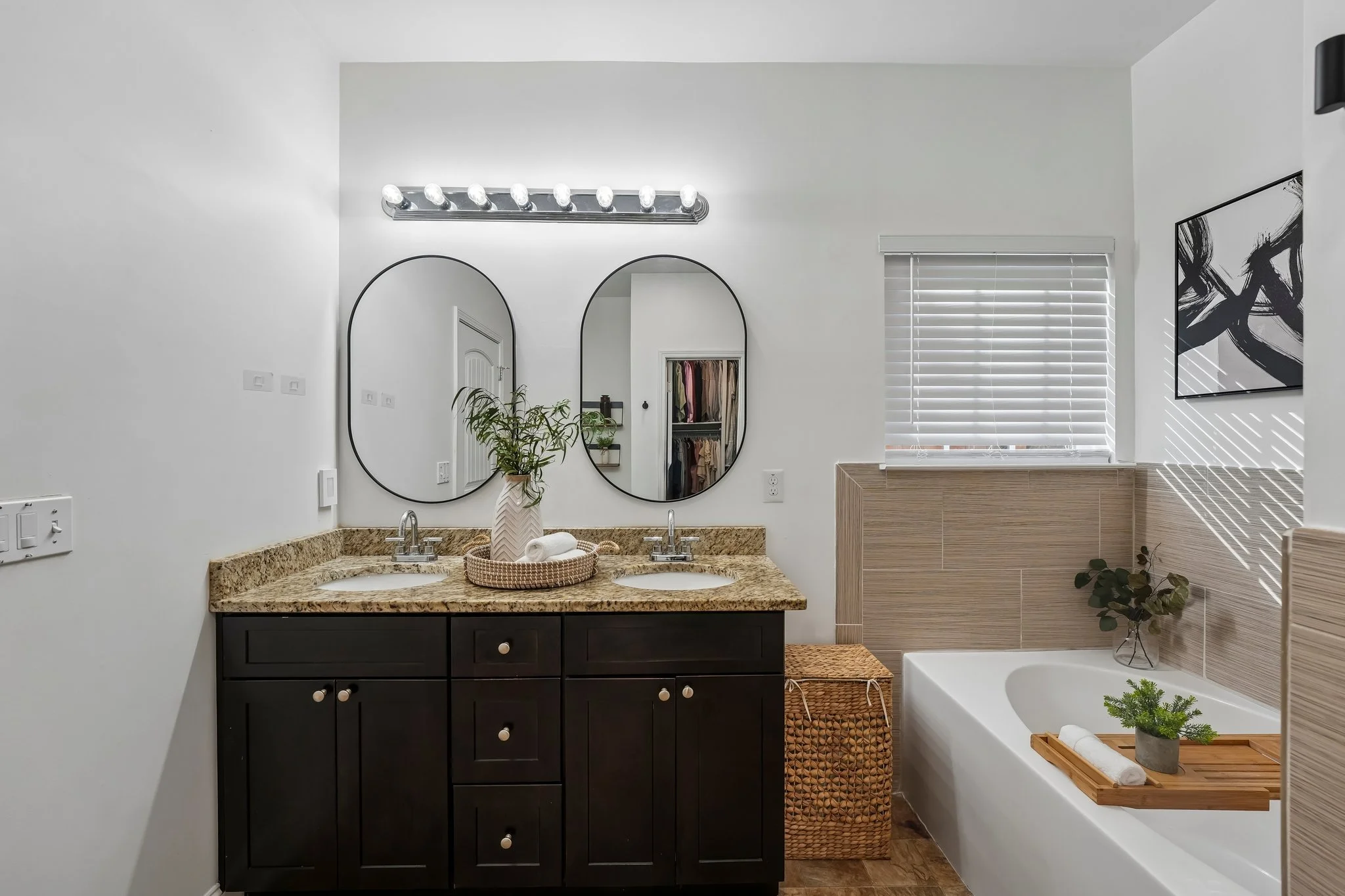 Primary Bath 2.jpg