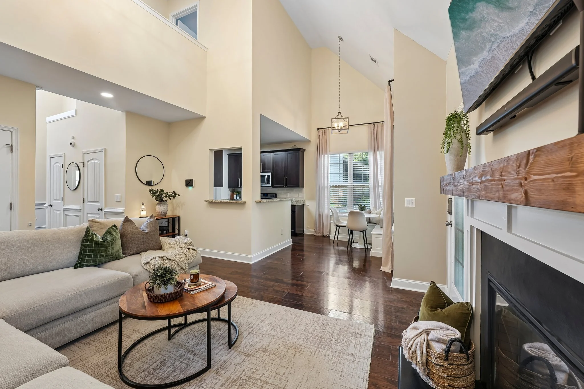Living Room Corner.jpg