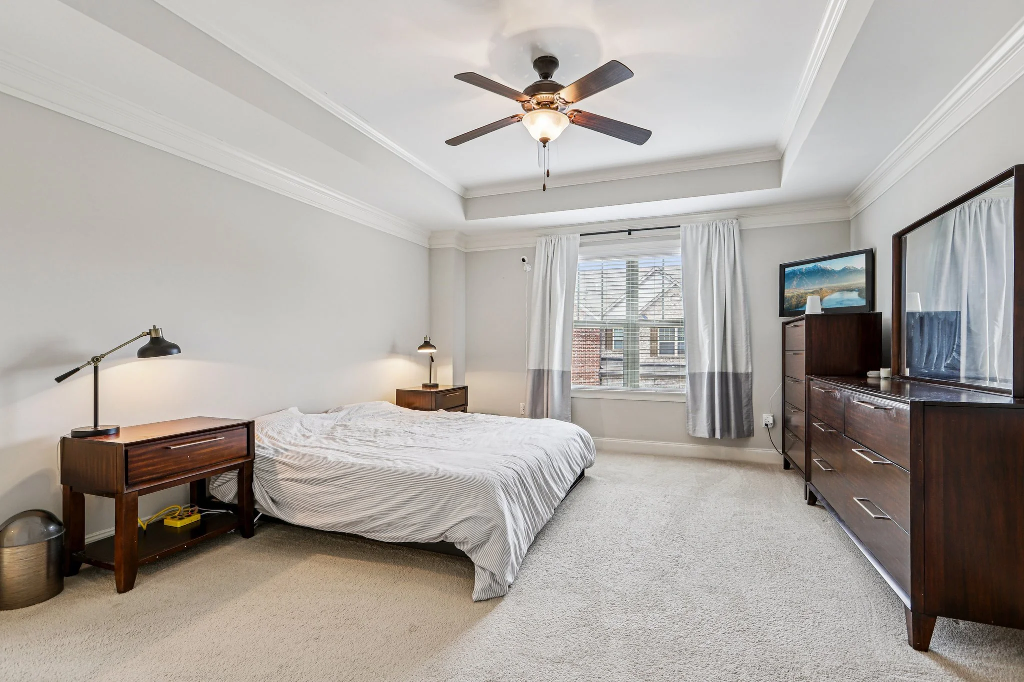 25-web-or-mls-Harlond Way-1206-025.jpg