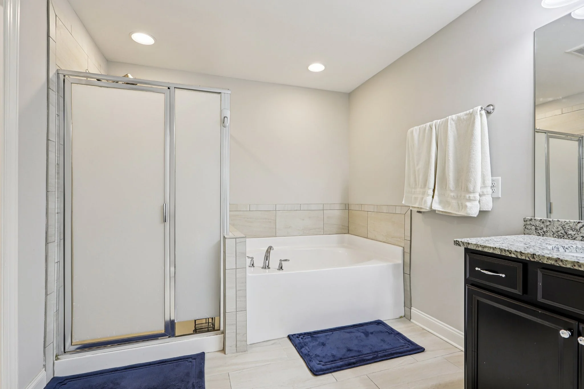 29-web-or-mls-Harlond Way-1206-029.jpg
