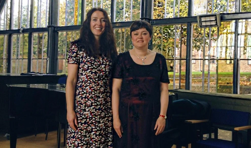 Stephanie Peat and Rebecca Grove: Two Sopranos