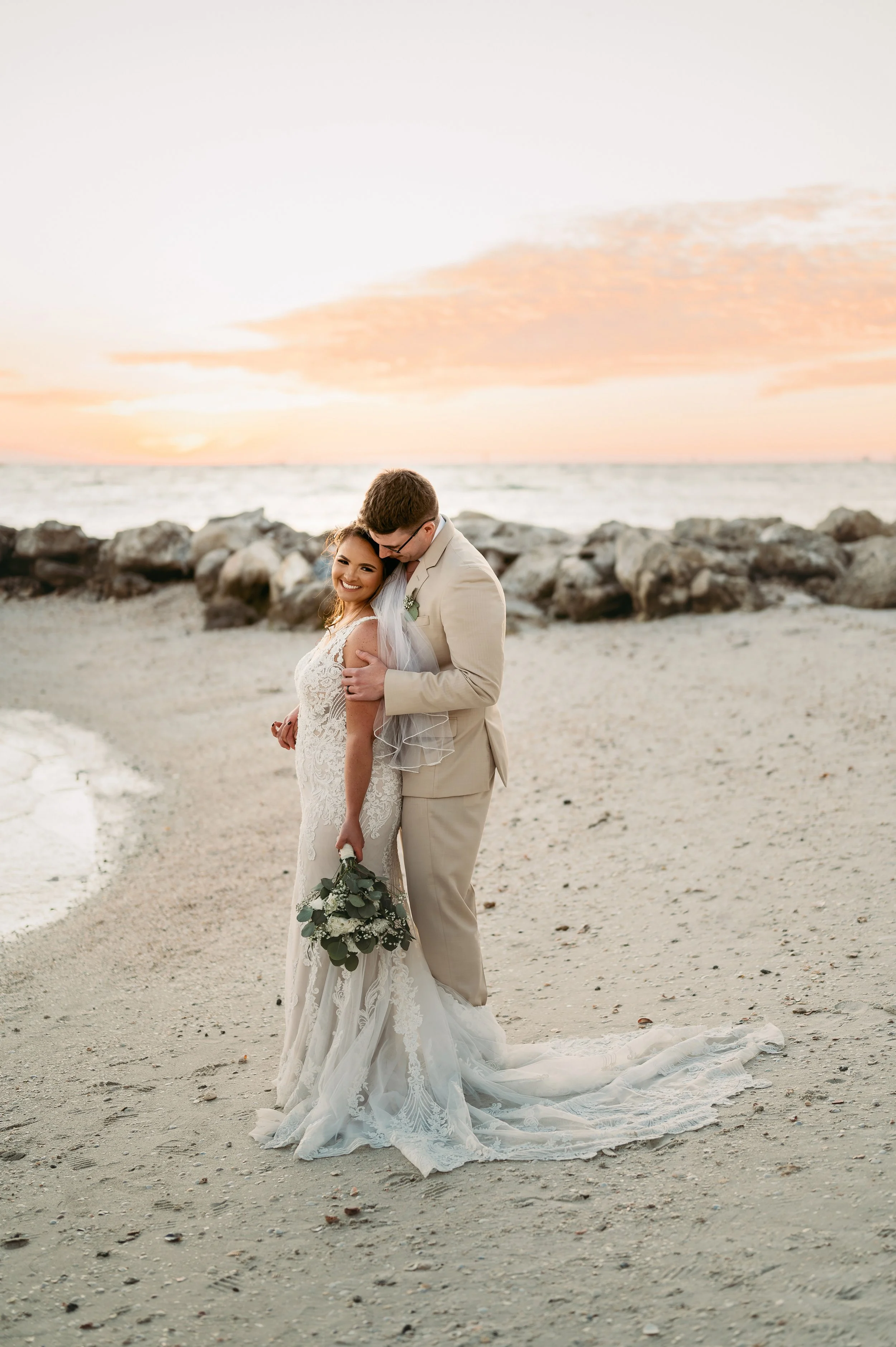 Clearwater Florida wedding photographer capturing Clearwater Beach wedding – Jennifer Elizabeth Studios