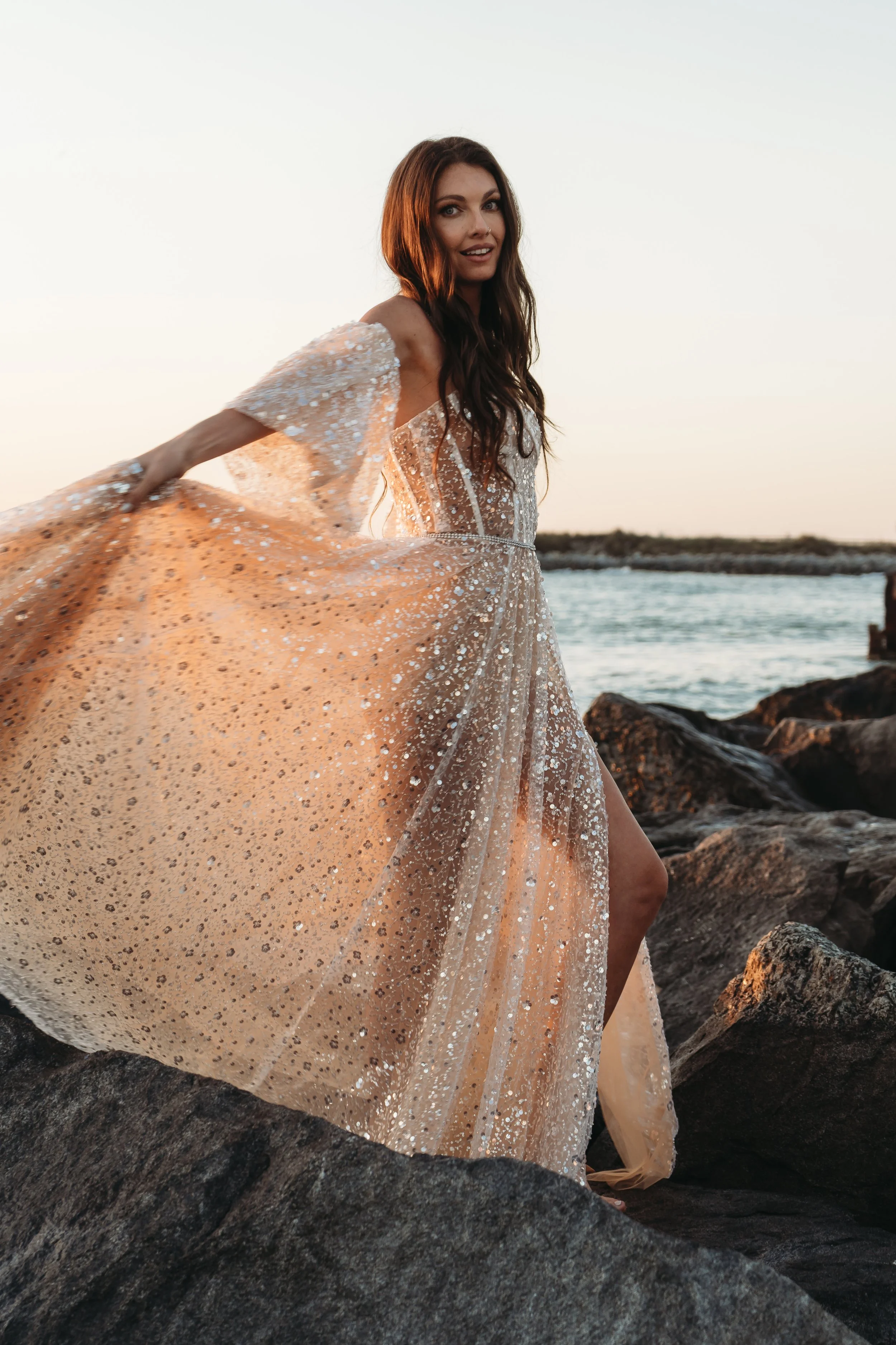 St. Pete Florida wedding photographer capturing styled elopement shoot at St. Pete Beach – Jennifer Elizabeth Studios