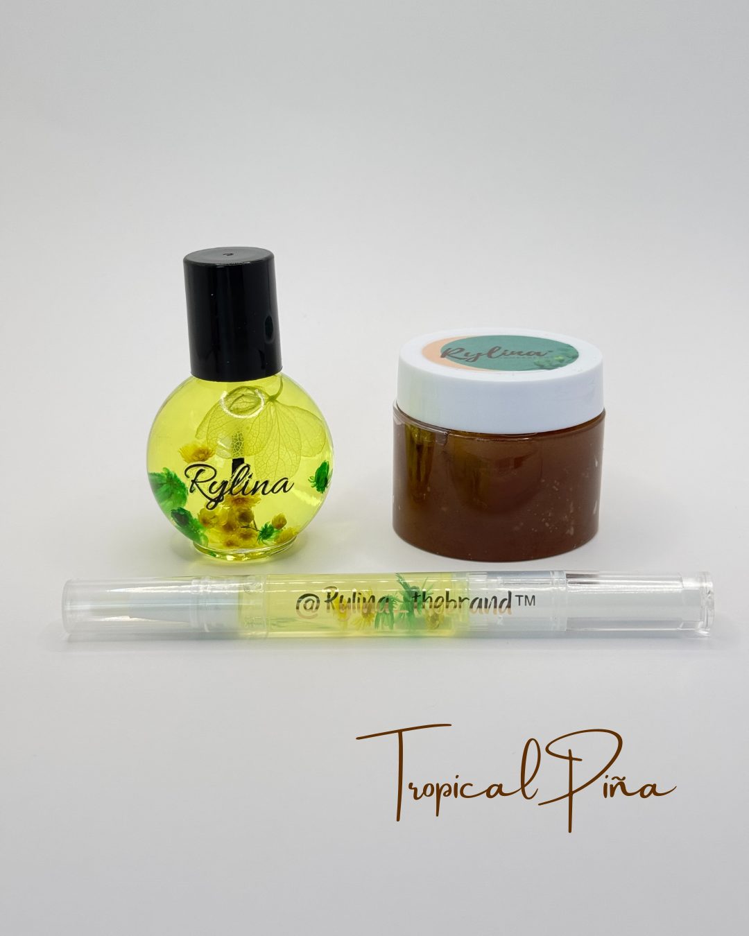 Tropical PinΜa.png