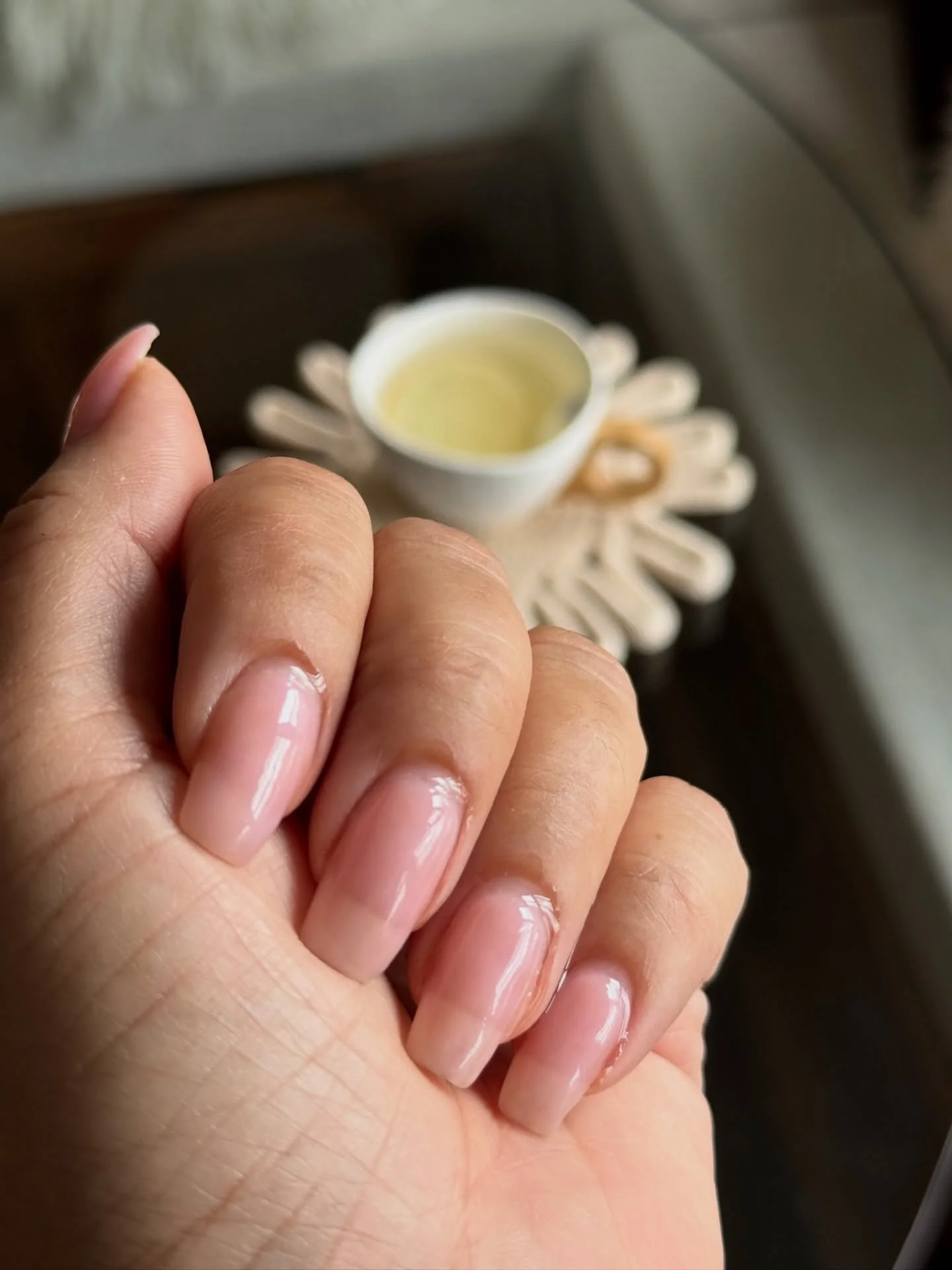 Fresh Lemongrass cuticle oil and a morning lemon tea🍋🫖 

#rylinathebrand #selfcare #naturalglow #cuticlecare #cuticleoil