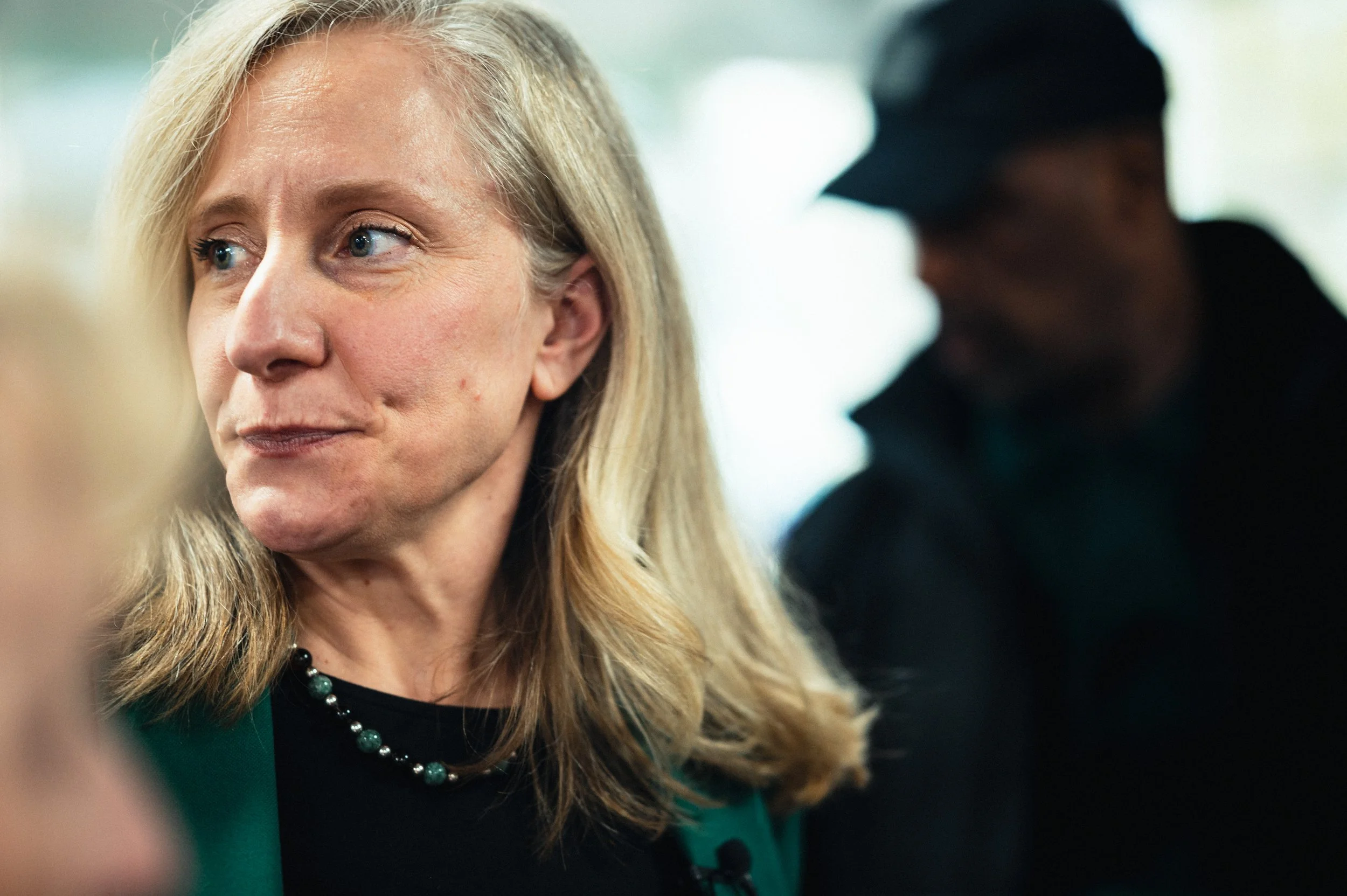 Abigail Spanberger greets students at JMU during her campaign trail. October 11, 2025.