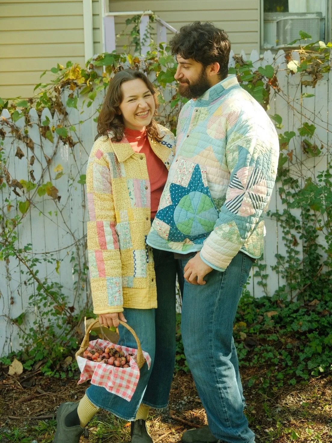 Shared a special substack yesterday about my double wedding ring quilt coat hoodie and getting ready to live this guy 💖 link in bio 🔗 

#doubleweddingringquilt #quilt #quiltcoat #florajacket #upcycledfashion