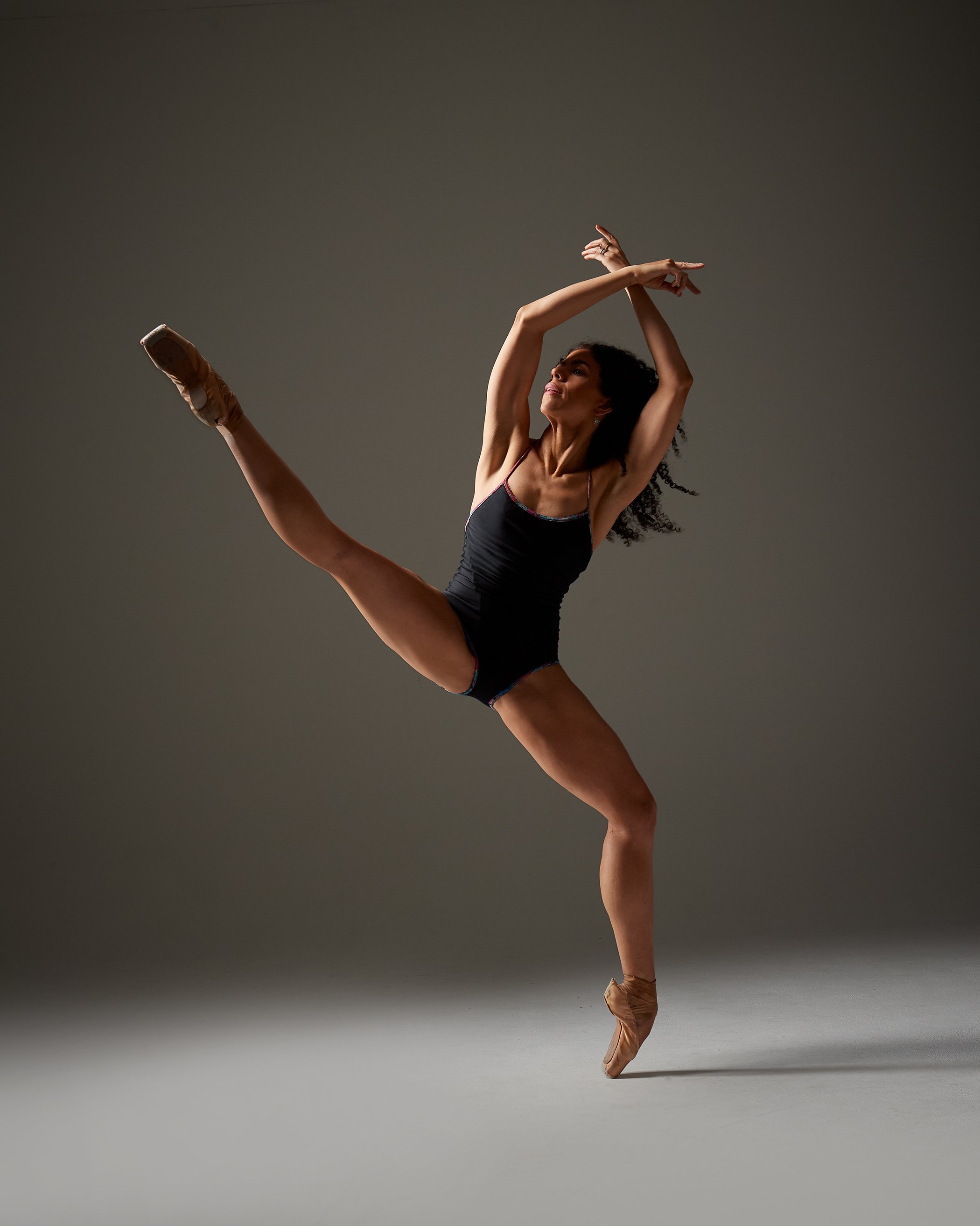 Contemporary Pose Kylie Fox low res.jpg