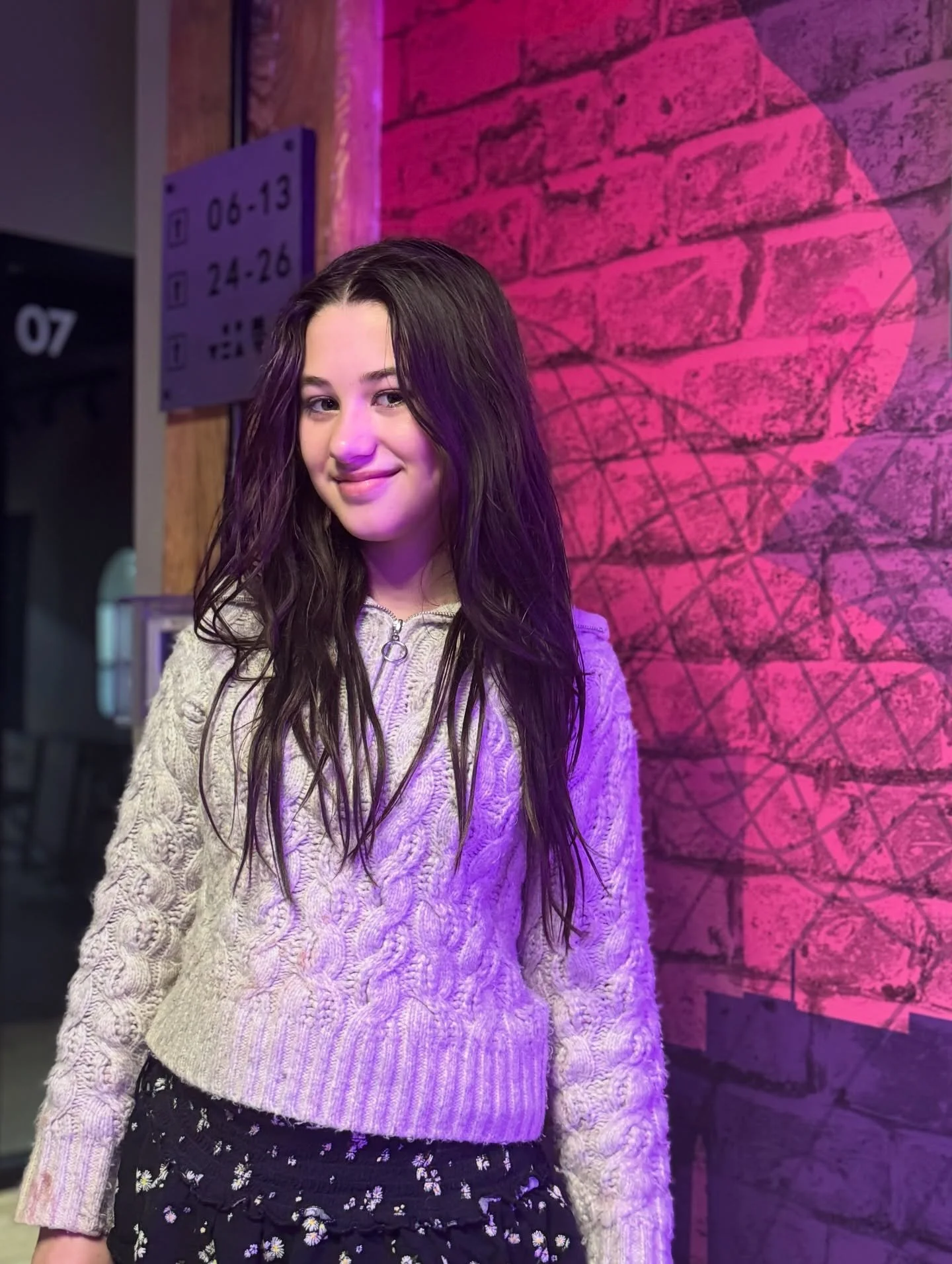 Swipe for the glow up! Thanks @dani.h.hair  She is in love with her new look!!