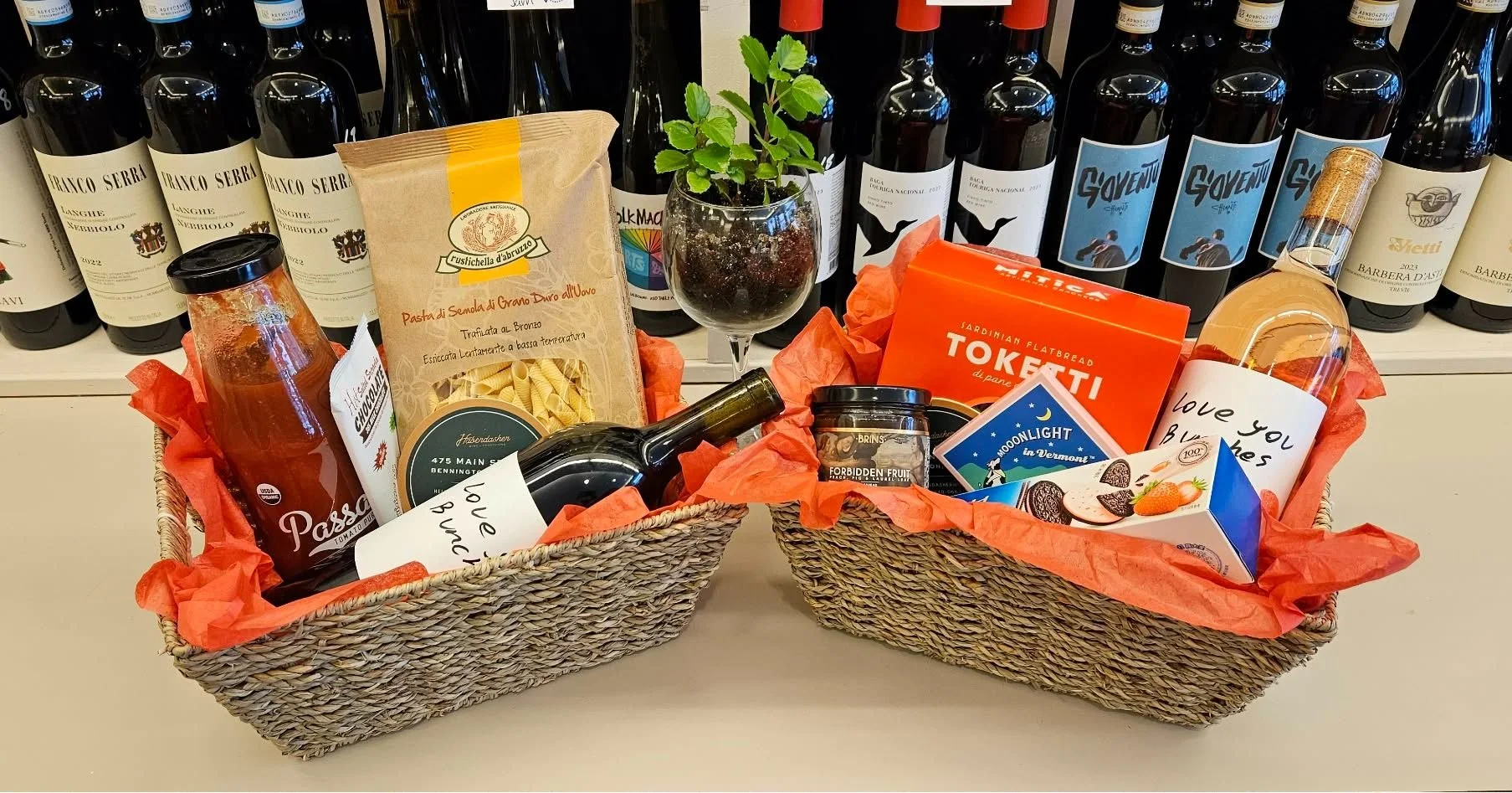 We all know that the quickest way to someone's heart is through their stomach.🥰
While you're shopping for your Valentine this year, remember that being thoughtful can be pretty effortless! We have some Valentine's Day gift baskets, specially curated