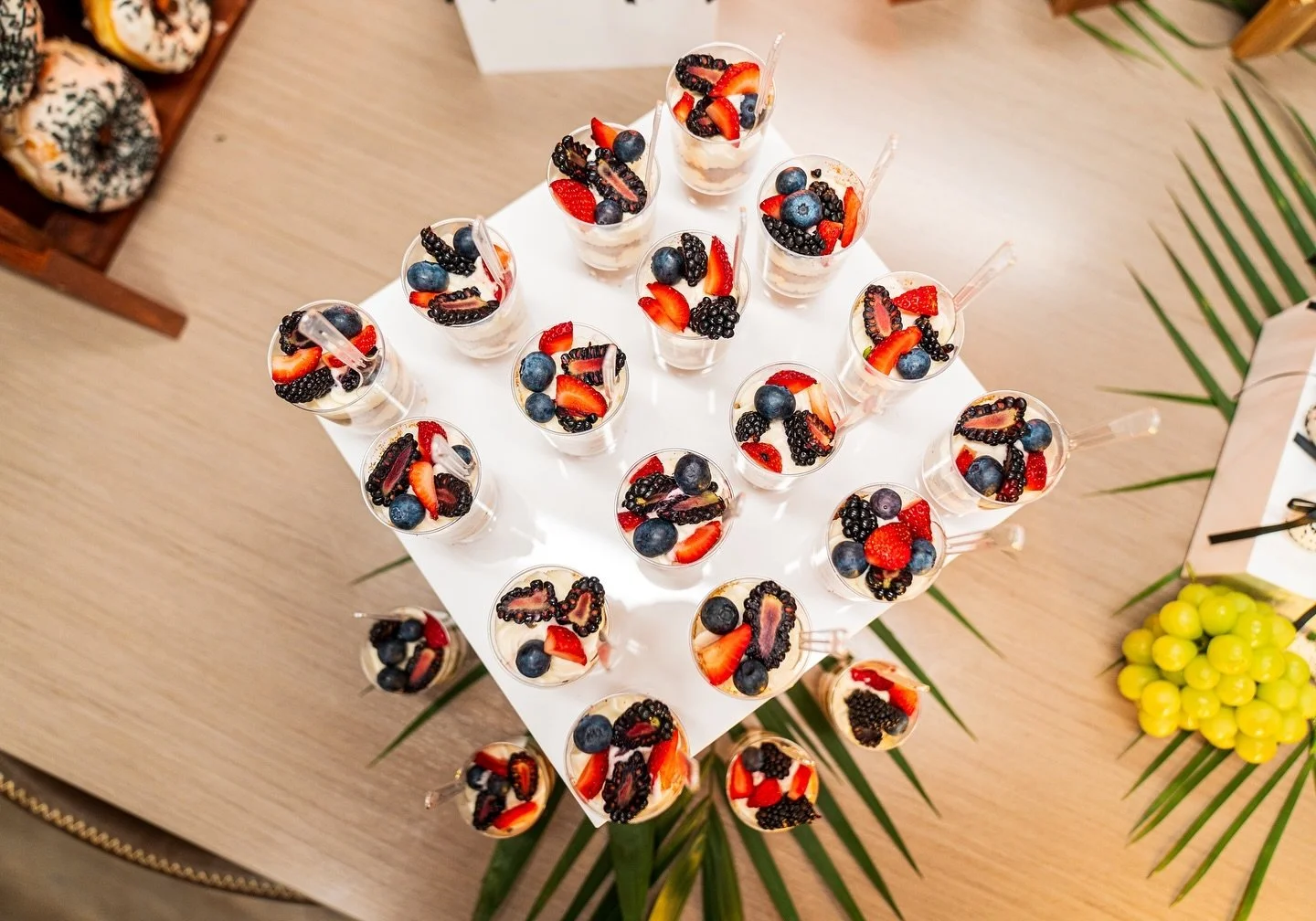 Classic meets creativity at our dessert table 🍰✨ Indulge in timeless treats with a specialty twist, making every bite unforgettable! Book your #DesertTable today for your next event 📲
.
📷 @yesmedia.us 
@sadiessweetshop 
.
#trifectahospitalitygroup