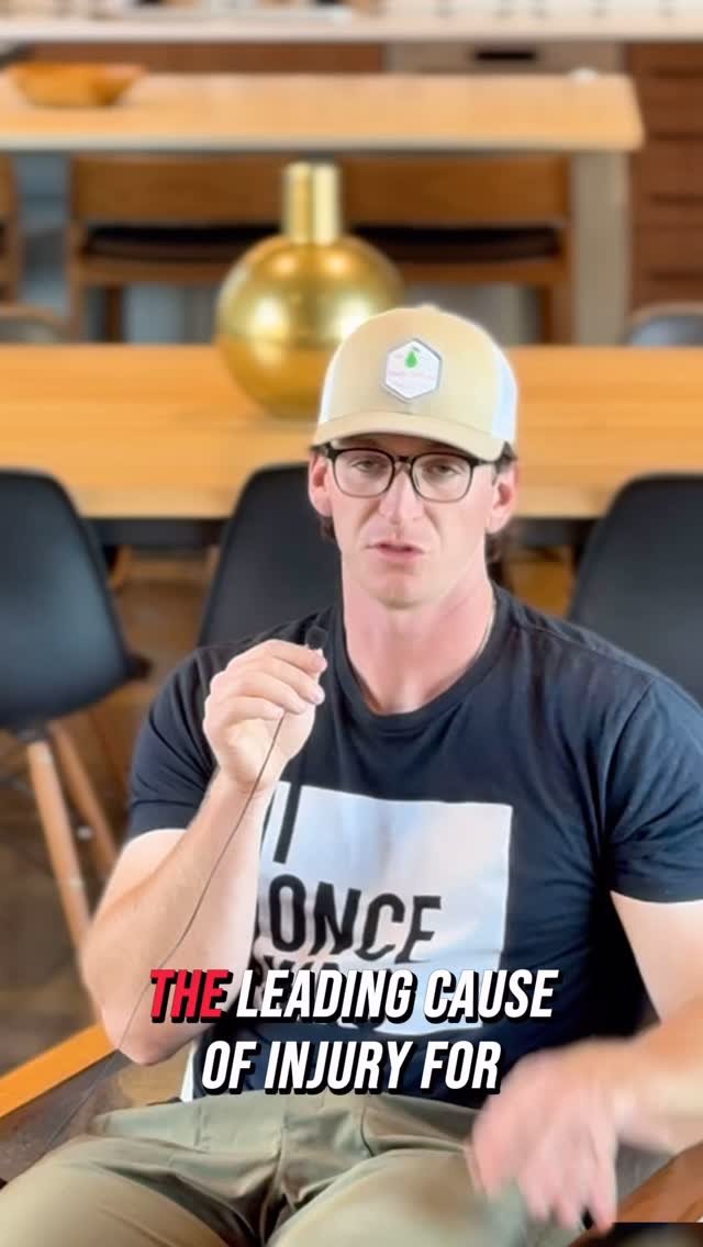 If you’re not training your forearms, you’re playing with fire π₯΅
Forearm strength might be the only thing standing in the way of your elbow blowing out β οΈ
So here are 3 pro-approved forearm exercises to keep your arm healthy and throwi