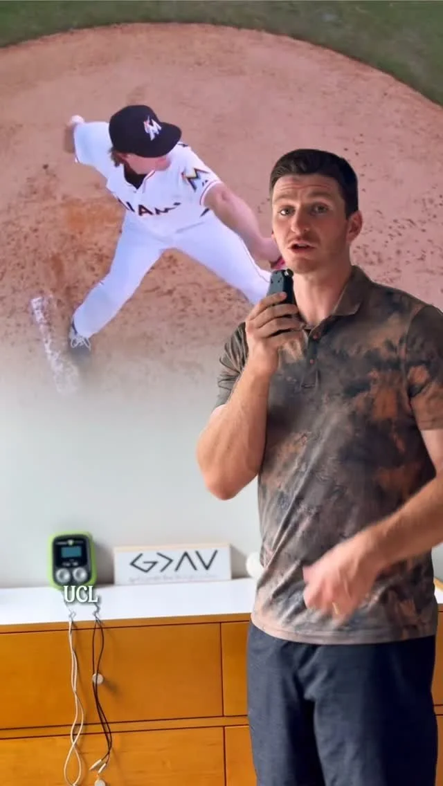 Do weighted balls = blown elbows? π€¨πͺπ½
Here’s the truth about weighted balls for pitchers:
π increase pitching velocity
π§ improve throwing mechanics
π₯ faster arm patterning
π reduce elbow stress (if used right)
π high reward (when done