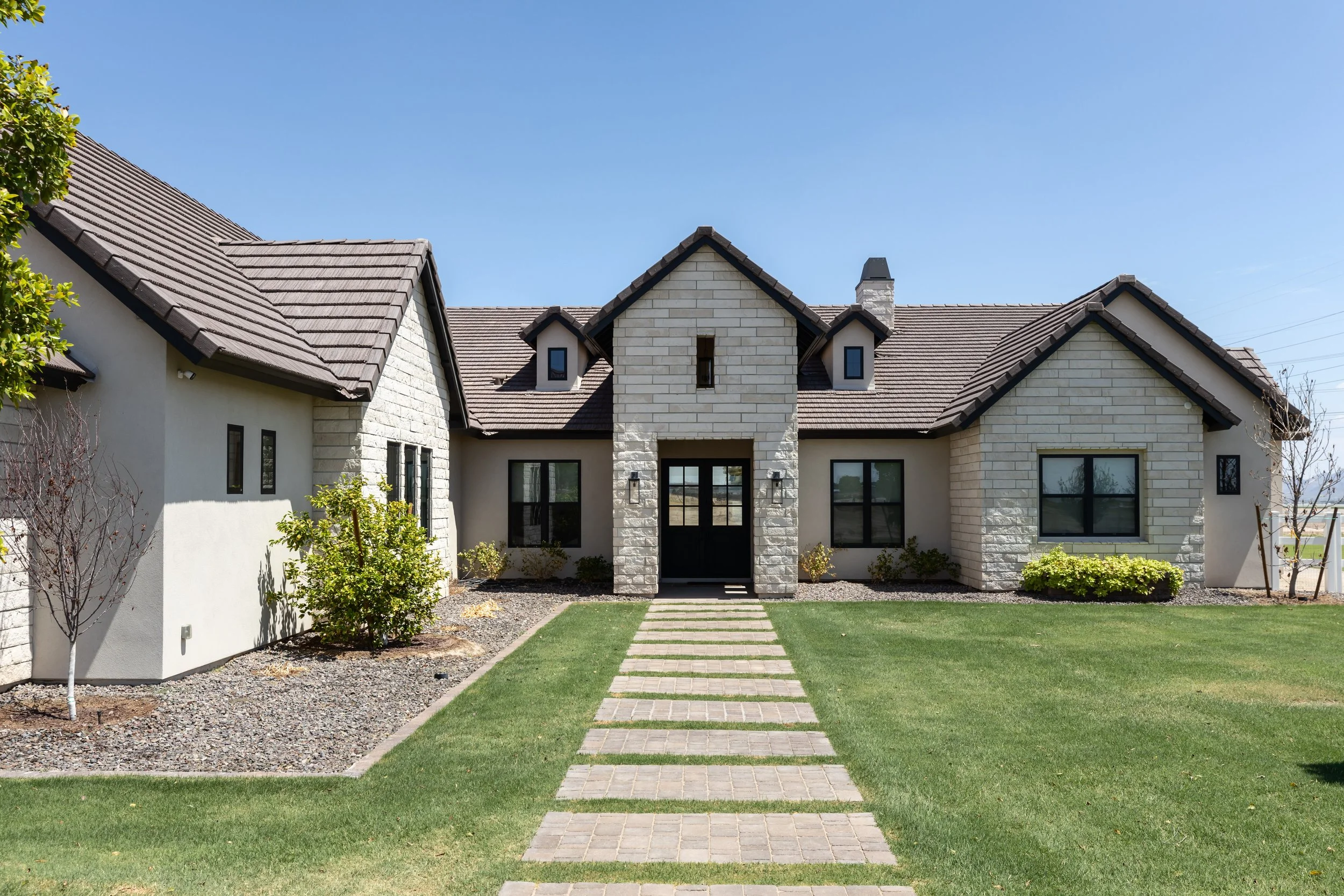French Farm - Buckeye Custom Homes Arizona (25).jpg