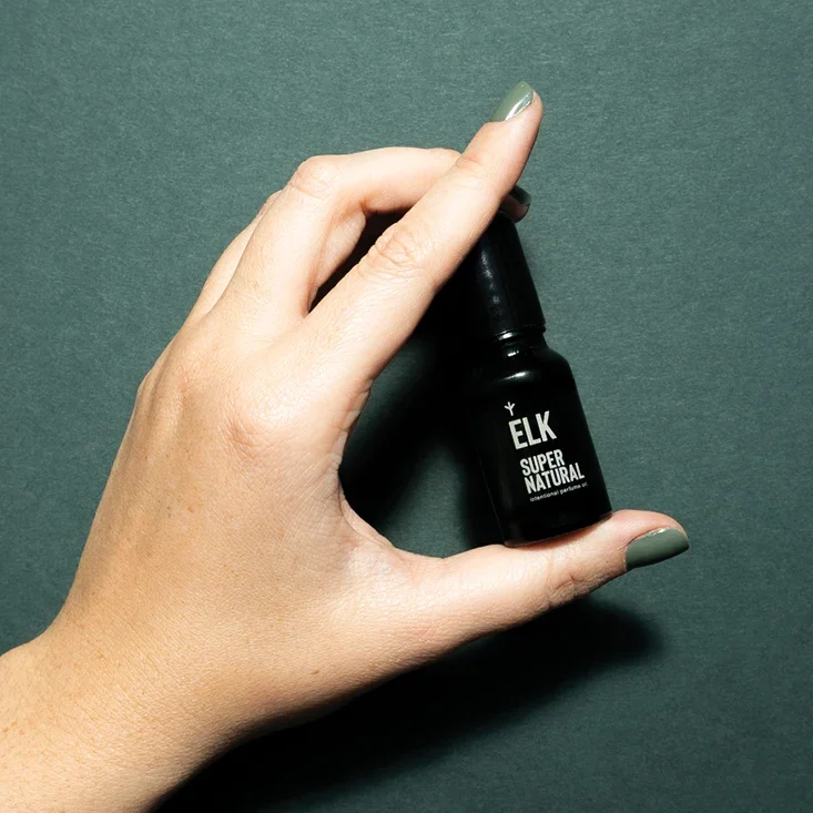 ELK-Oil-Hand.webp