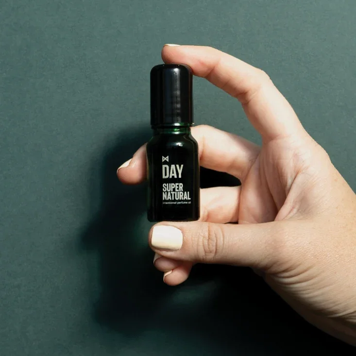 DAY-Oil-Hand.webp