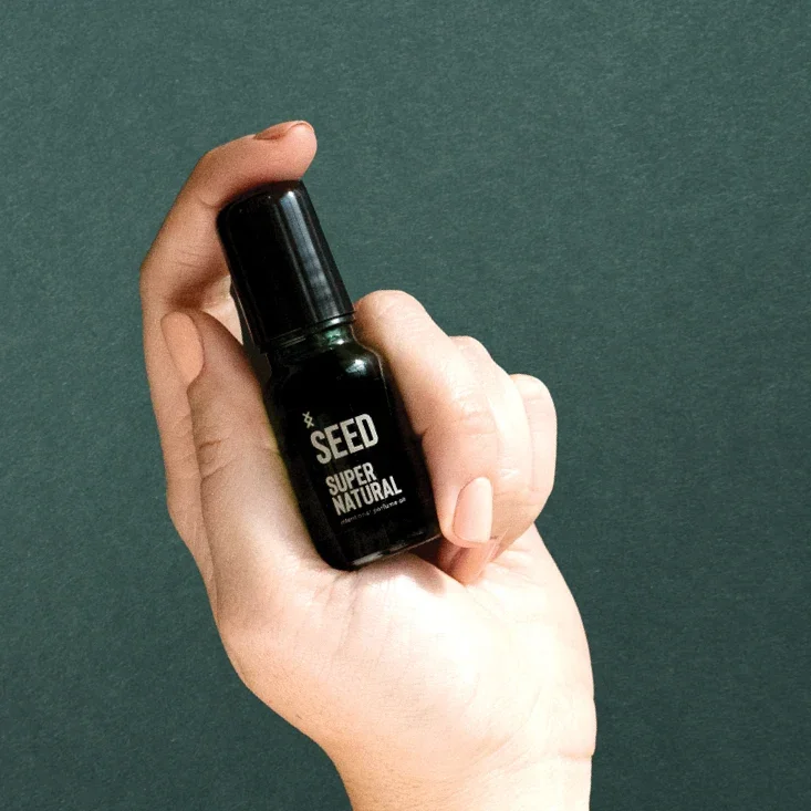 SEED-Oil-Hand.webp