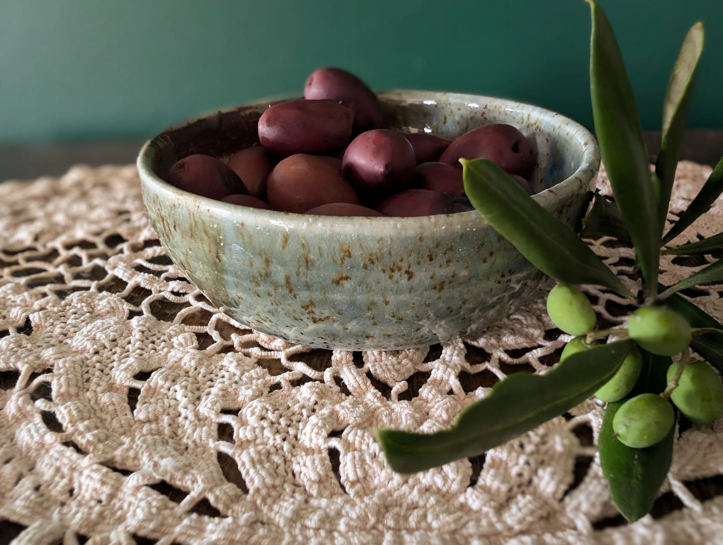 Serving Bowl in Mount Field