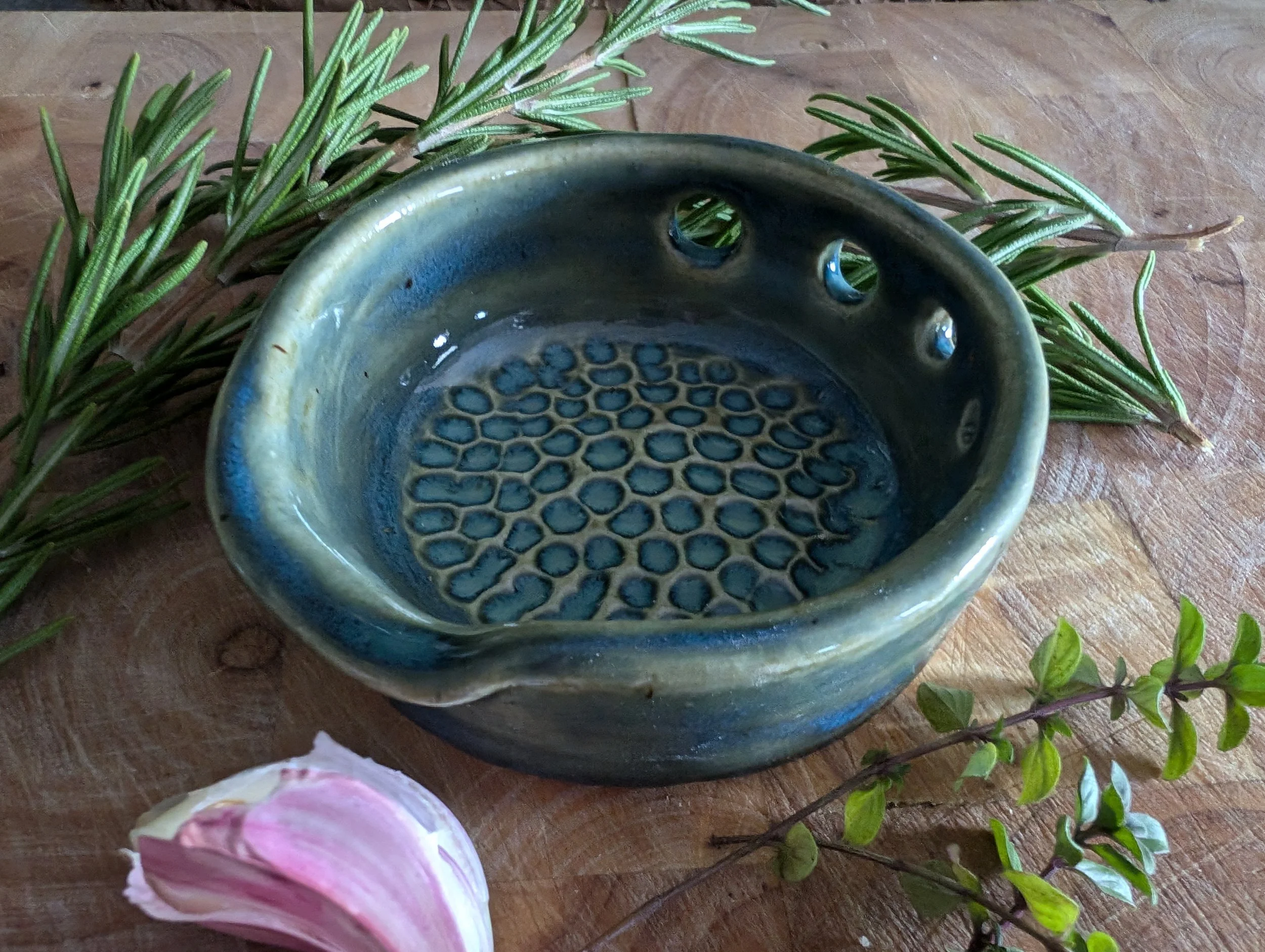Garlic Grater/ Herb Stripper in Blue Green Chun