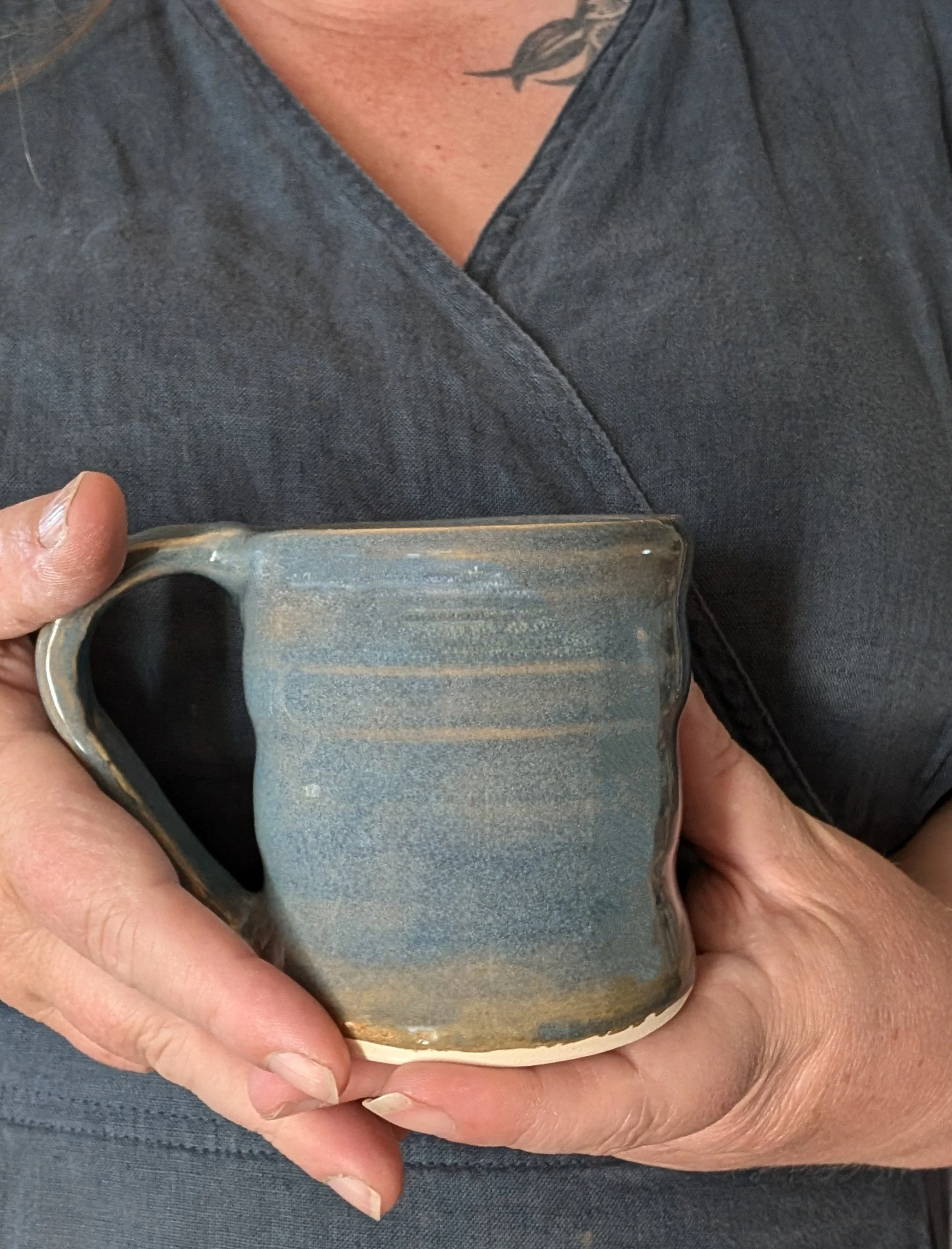 Ripple mug in Blue Lustre