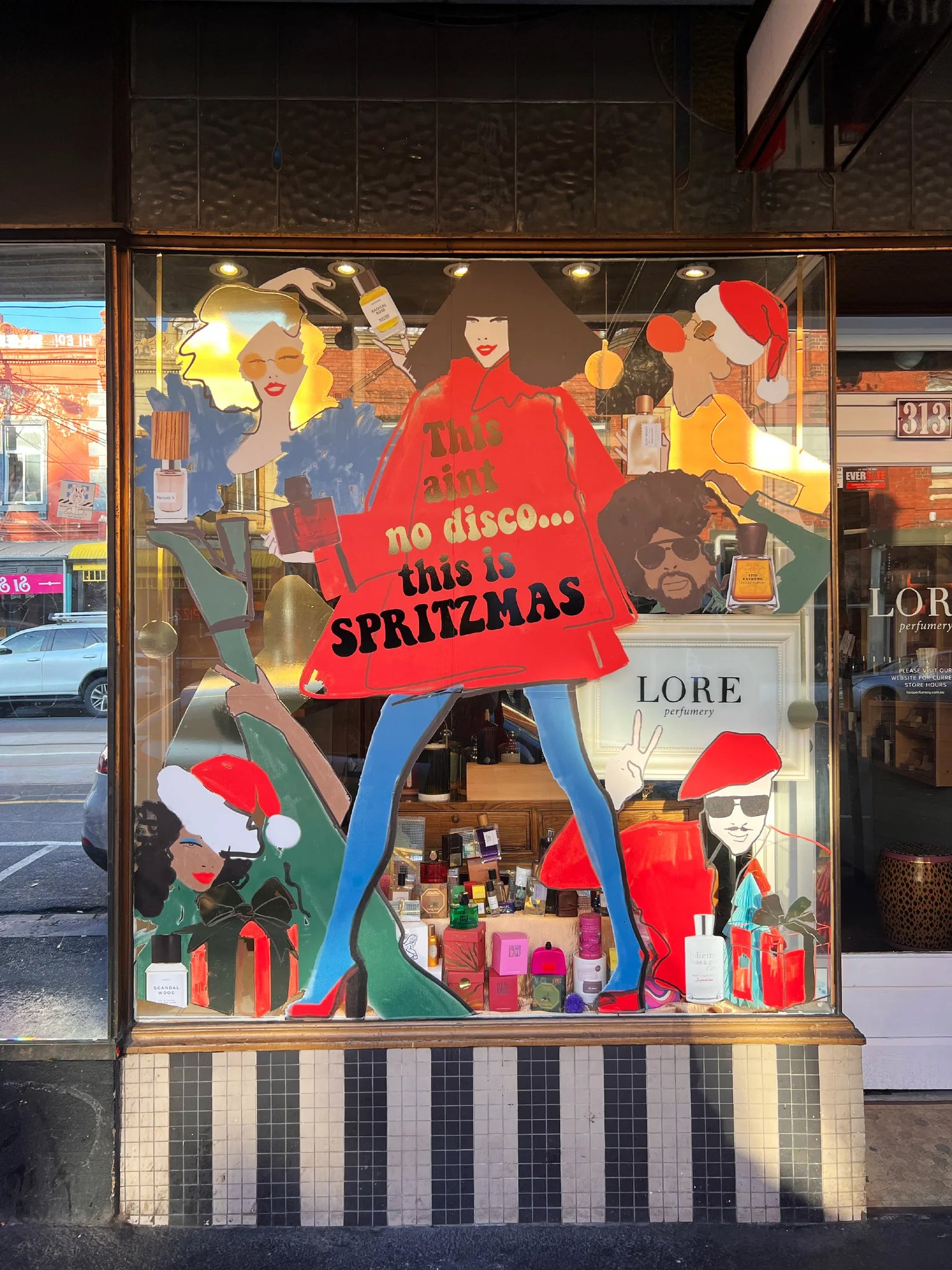 Kelly Thompson Illustration Lore perfumery Disco Christmas window