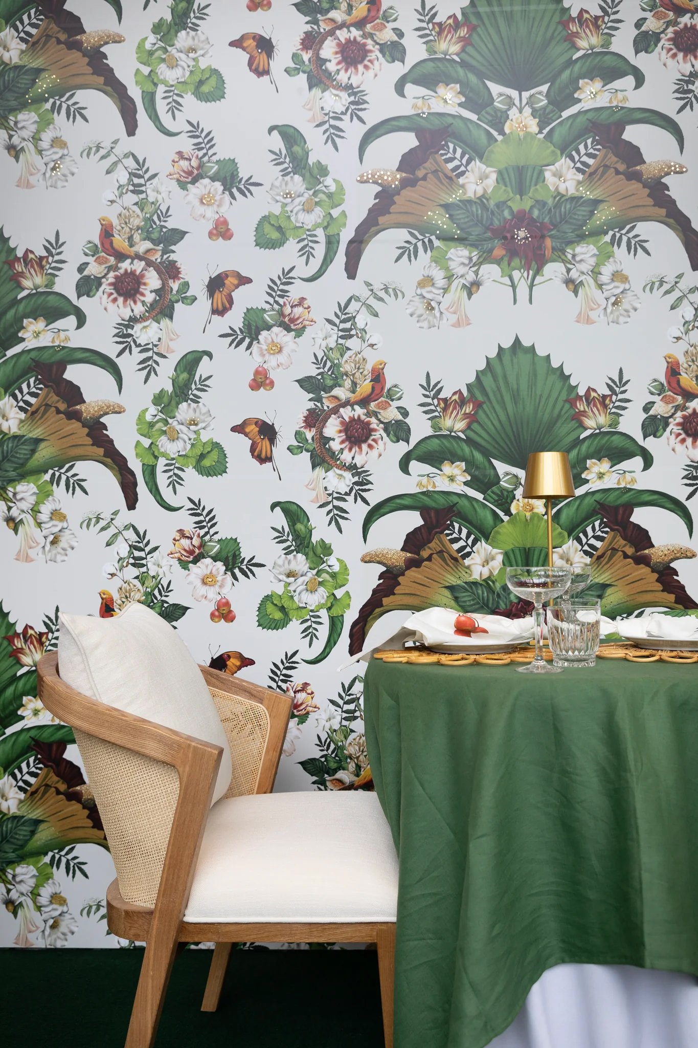 Kelly Thompson botanical Illustrator for Melbourne Museum Titanic exhibition
