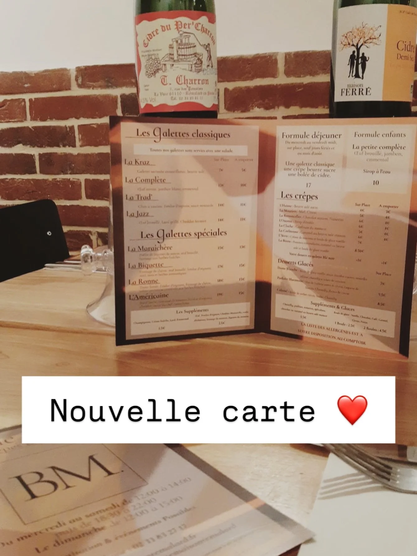 ❄️🔥 Mise &agrave; jour de notre carte pour l'hiver !

L&rsquo;hiver s&rsquo;installe, et notre nouvelle carte aussi ! Galettes r&eacute;confortantes, saveurs g&eacute;n&eacute;reuses et produits de saison vous attendent pour des repas chauds et gour