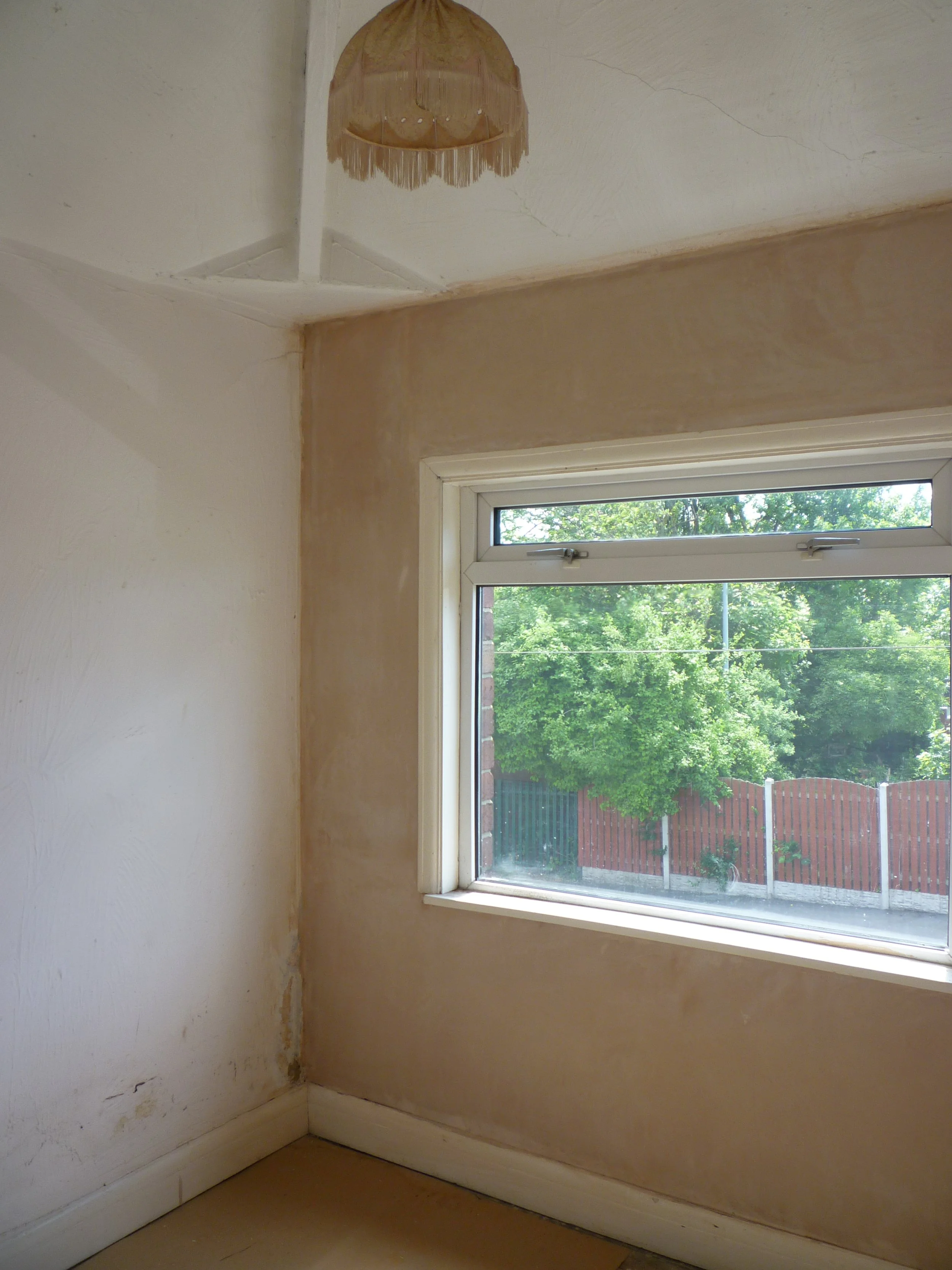 Bedroom before renovation