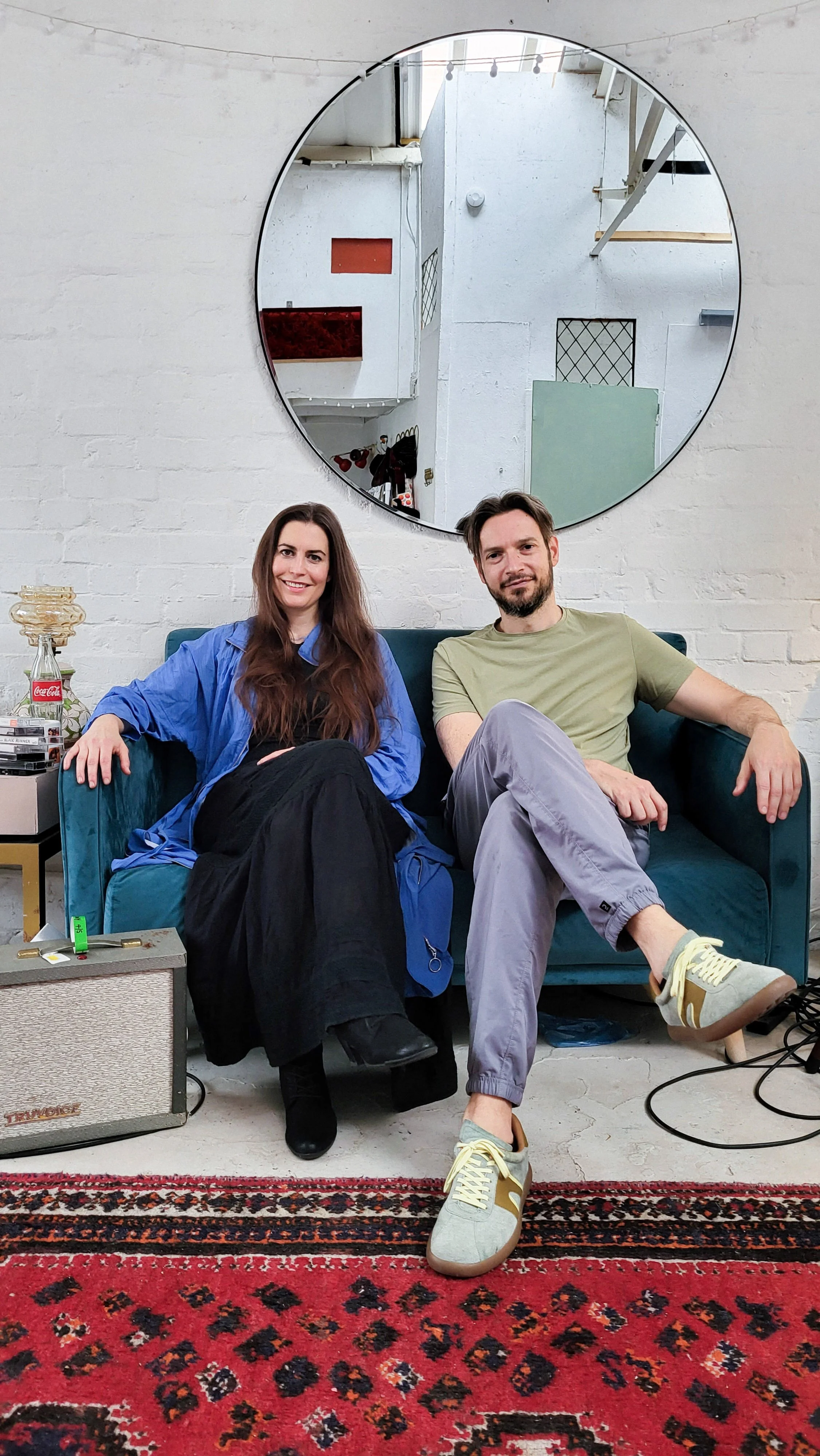 Violeta Vicci & Bruno Bavota: Listening & ambient improvisations experience