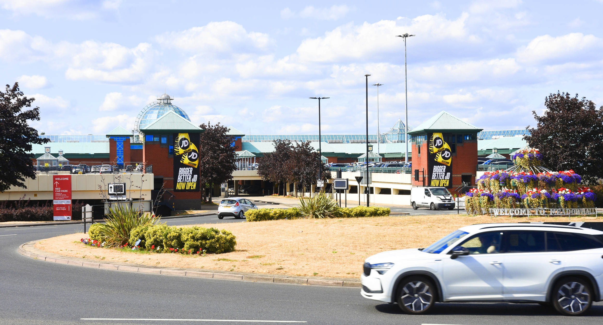 limited-space-ooh-jd-meadowhall-3.png
