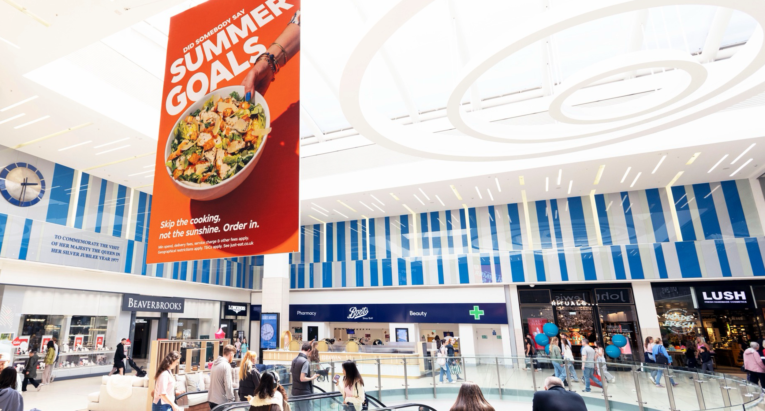 limited-space-ooh-just-eat-banners-11.png