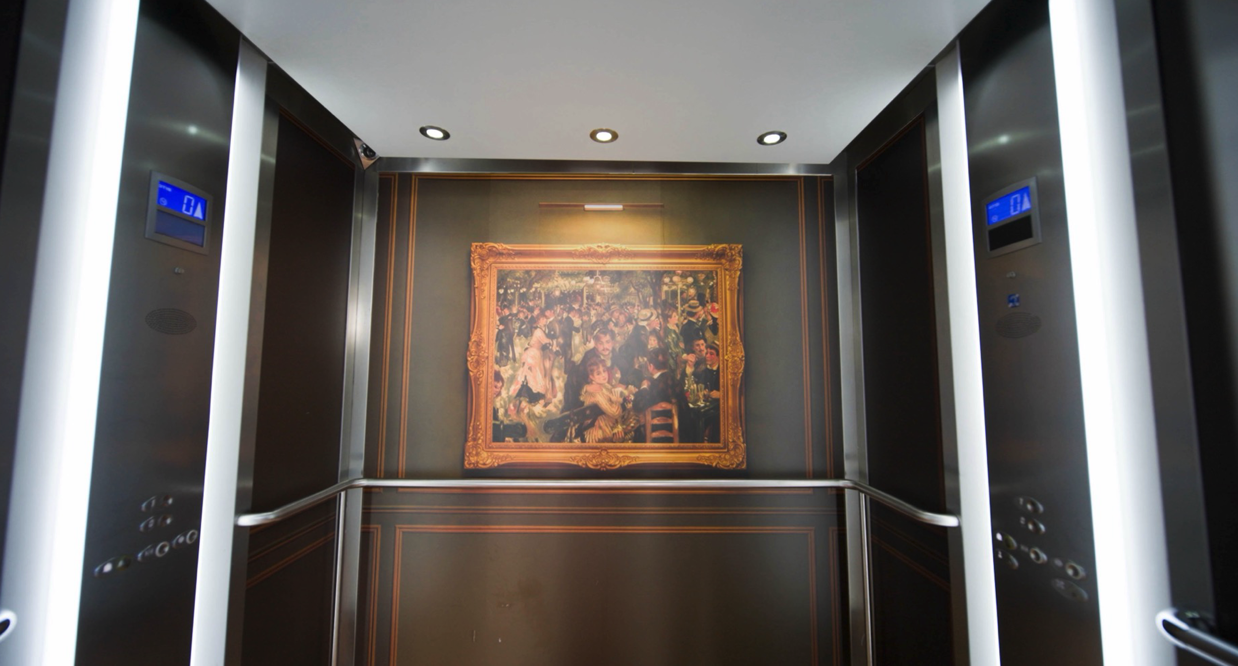 limited-space-malls-ooh-adlift-eurostar-11.png