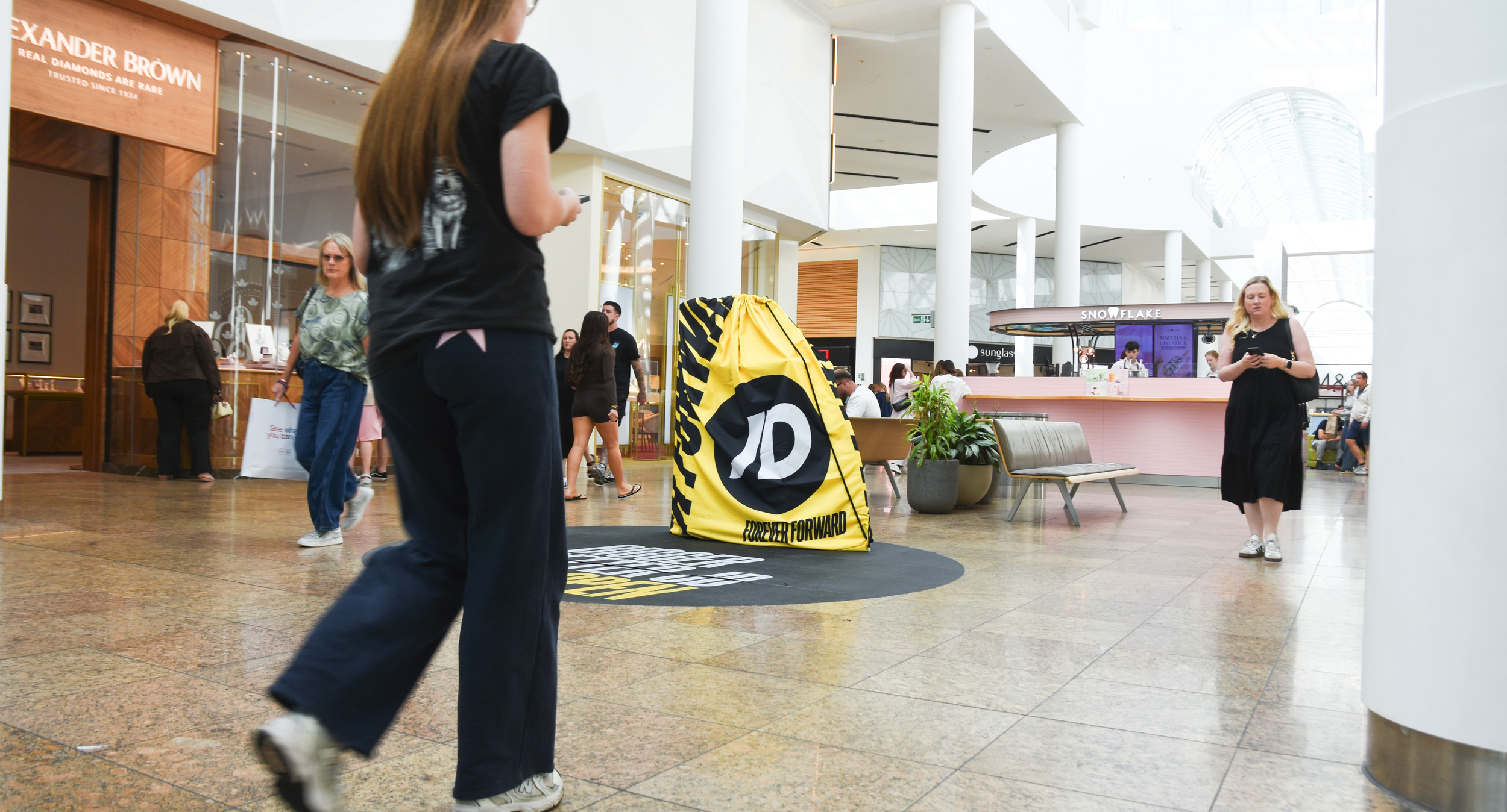 limited-space-ooh-jd-meadowhall-11.png