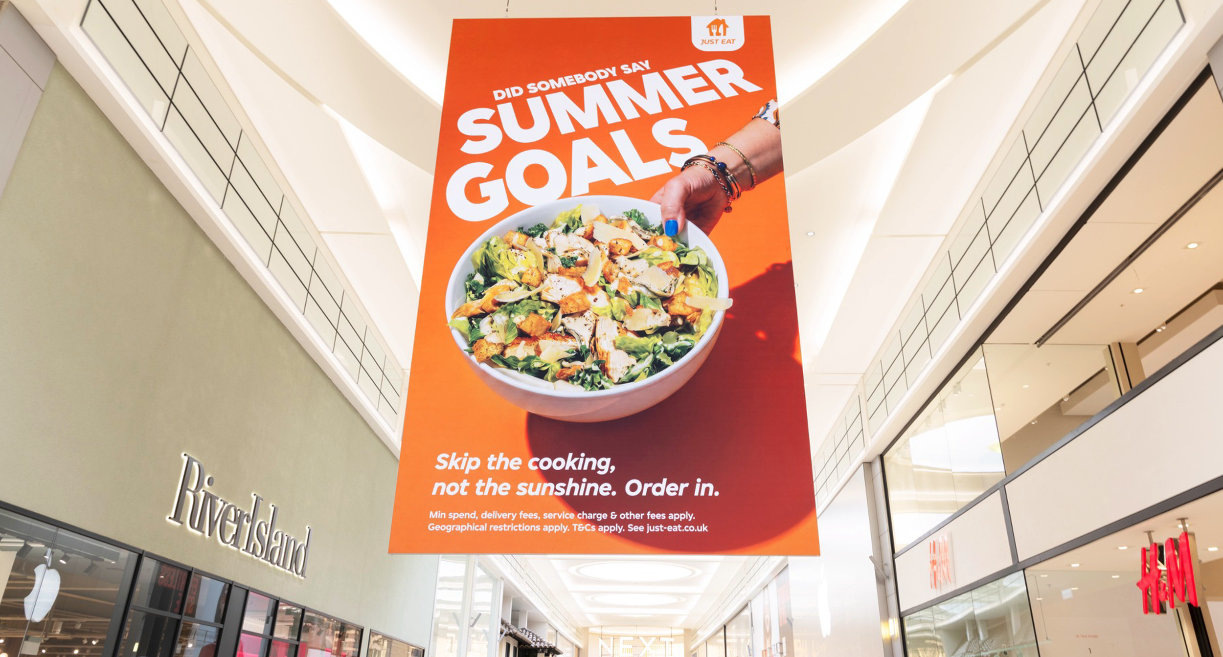 limited-space-ooh-just-eat-banners-6.png