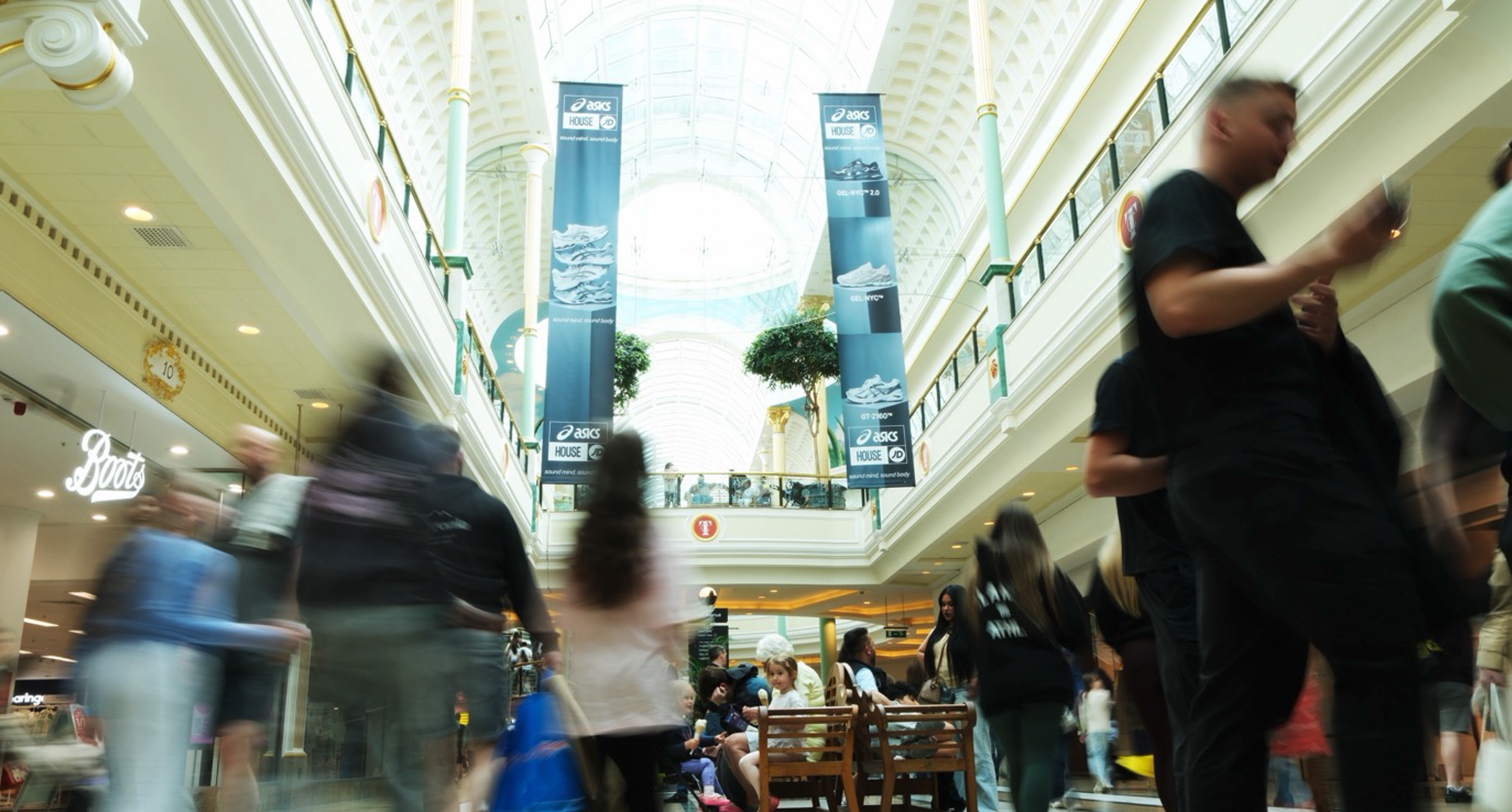 limited-space-ooh-jd-sports-asics-trafford-banners-2.png