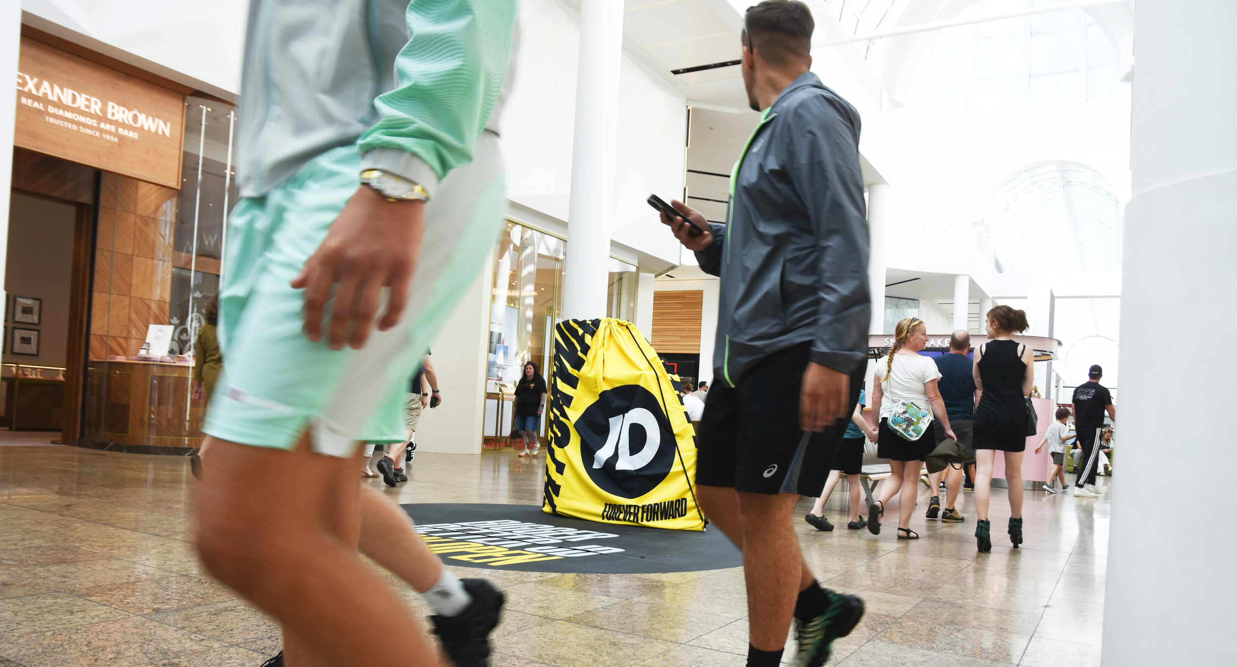 limited-space-ooh-jd-meadowhall-12.png