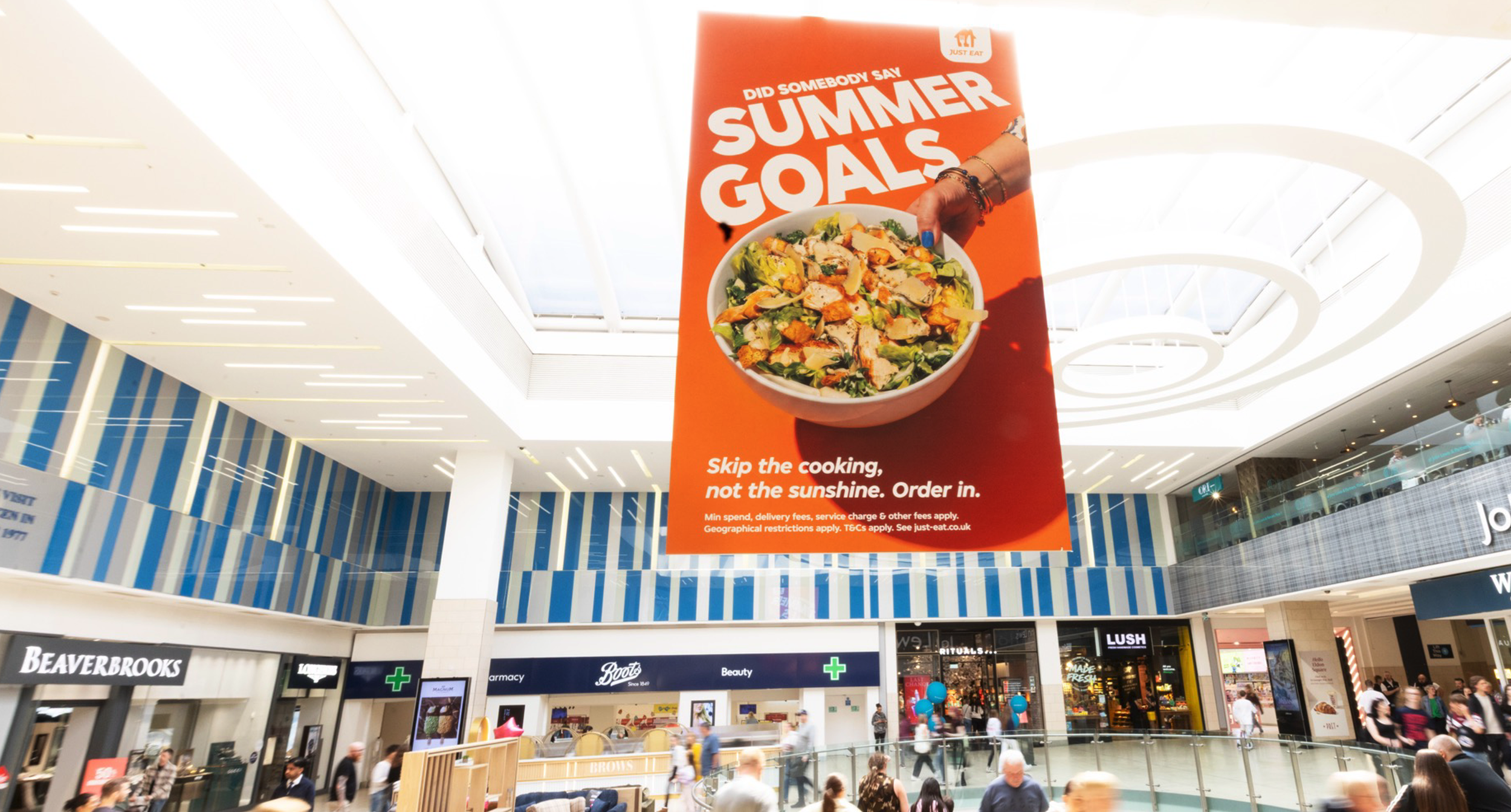 limited-space-ooh-just-eat-banners-9.png