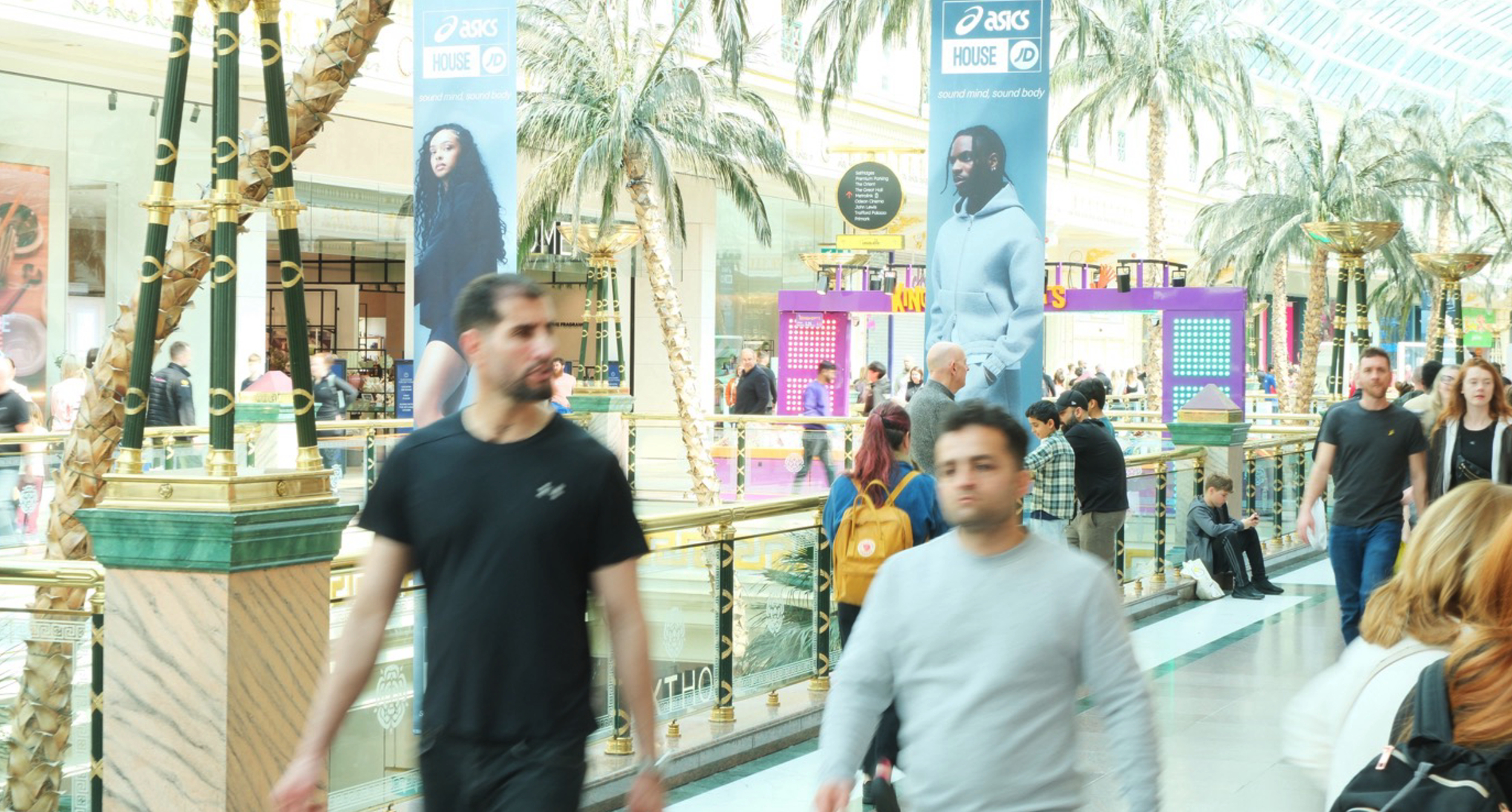 limited-space-ooh-jd-sports-asics-trafford-banners-11.png